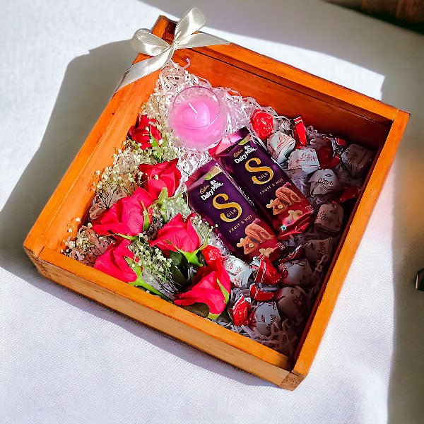 Luxury Chocolate Gift Box with Fresh Roses & Scented Candle - Valentine's Day, Anniversary & Romantic Gifts for Her/Him - Perfect for Birthdays, Proposals & Special Occasions