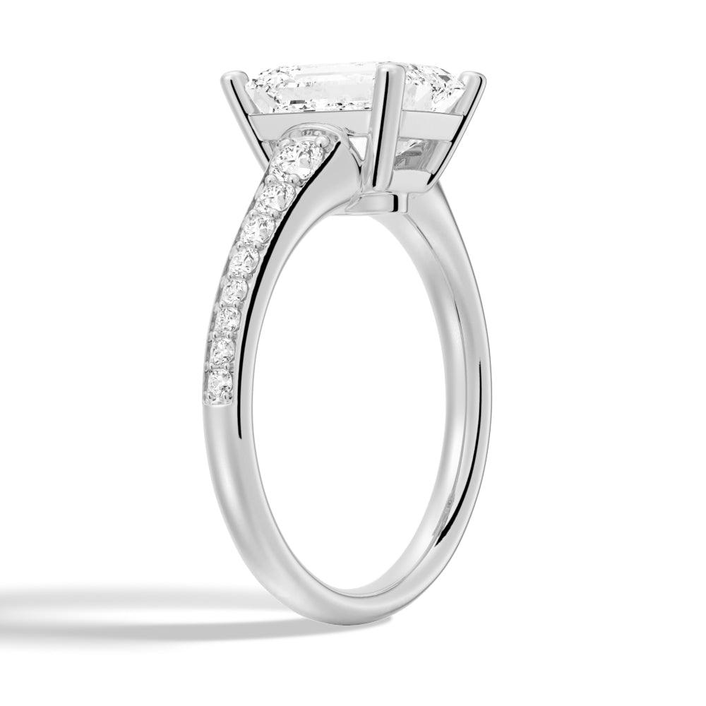 Vintage Emerald Cut Moissanite Engagement Ring With Graduated Band - Elegant Wedding Jewelry for Proposals, Anniversaries & Special Occasions