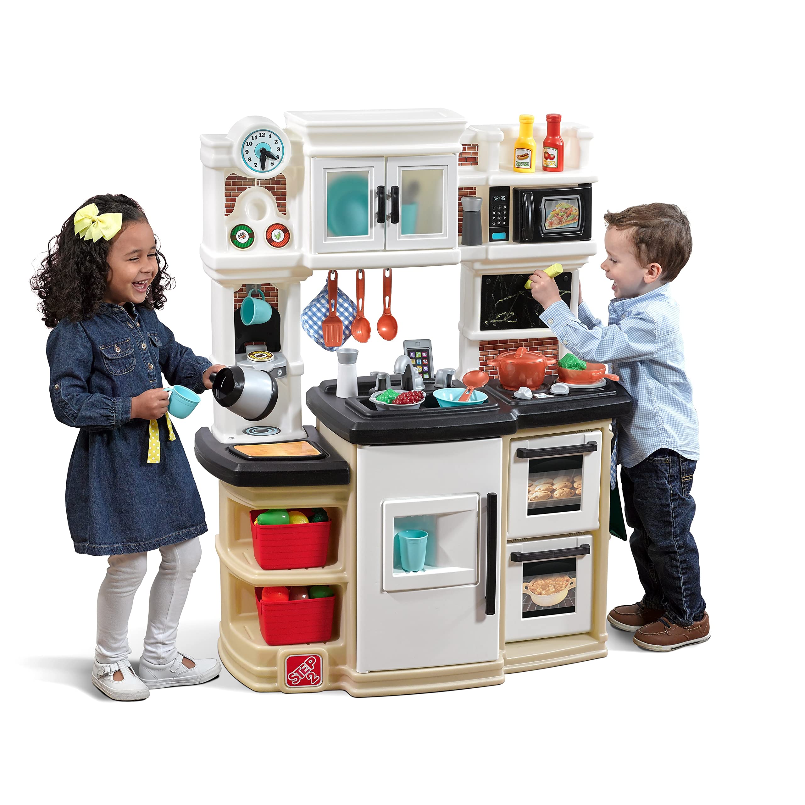 Step2 Great Gourmet Kids Kitchen Playset - Indoor/Outdoor Pretend Play Kitchen with Lights & Sounds - Durable Plastic Toy Kitchenette with 33 Accessories - Perfect for Toddlers Ages 3+ (Tan) - Ideal for Pretend Cooking, Role Play & Outdoor Backyard Fun