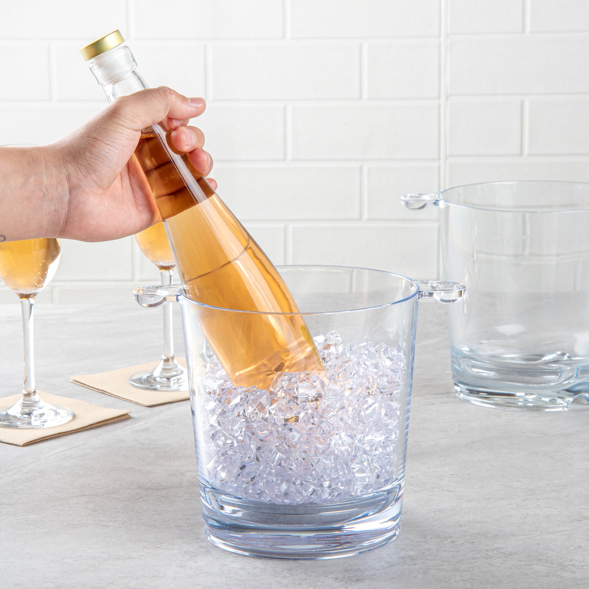 Bar Lux 2.4 Quart Clear Plastic Ice Bucket & Champagne Cooler - 9 x 6.5 x 6.75 Inches - Set of 12 - Perfect for Parties, Weddings, and Beverage Chilling