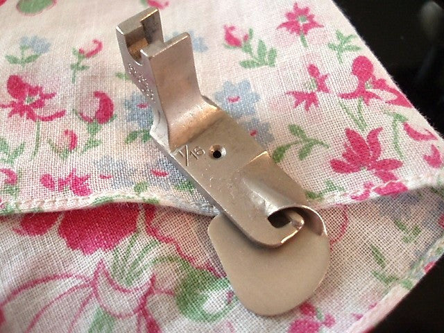 Vintage Original Singer Flange Hemmer - Perfect for Sewing, Quilting & DIY Fabric Projects