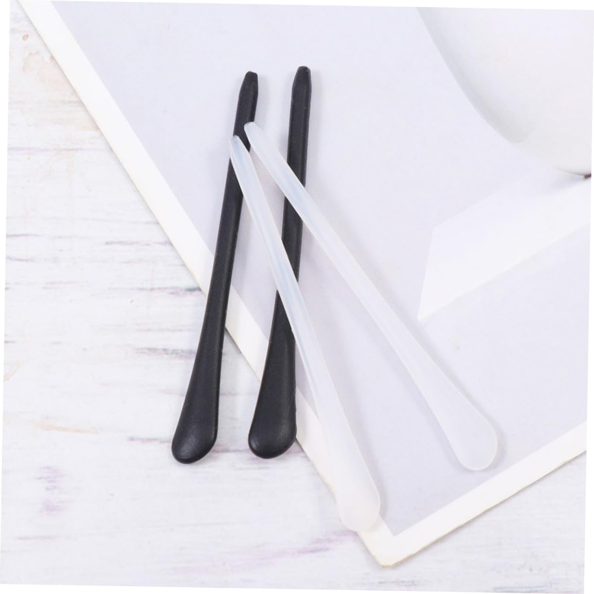 GLEAVI 18 Pairs Silicone Glasses Holder - Anti-Slip Temple Covers & Ear Grips for Women's Sunglasses & Eyeglasses - Perfect for Sports, Reading, and Daily Use