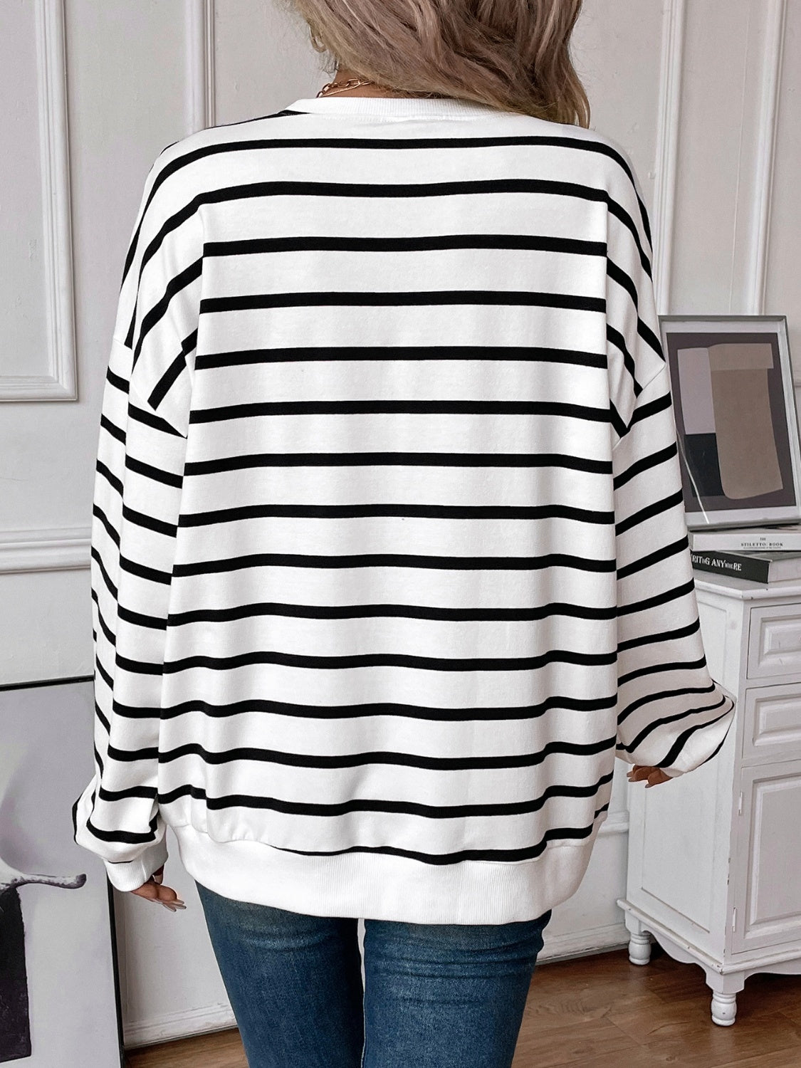 Lovelet Striped Round Neck Long Sleeve Sweatshirt for Women - Cozy Casual Pullover Top for Fall & Winter - Perfect for Lounge, Workout, and Everyday Wear