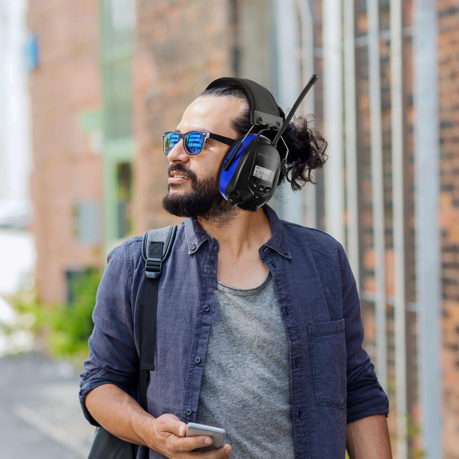 Wireless AM/FM Bluetooth Safety Headphones with 25dB Noise Reduction, Digital Display & Built-in Mic - Rechargeable Hearing Protection Earmuffs for Lawn Mowing, Construction Work, Workshop & Outdoor Activities (Blue)