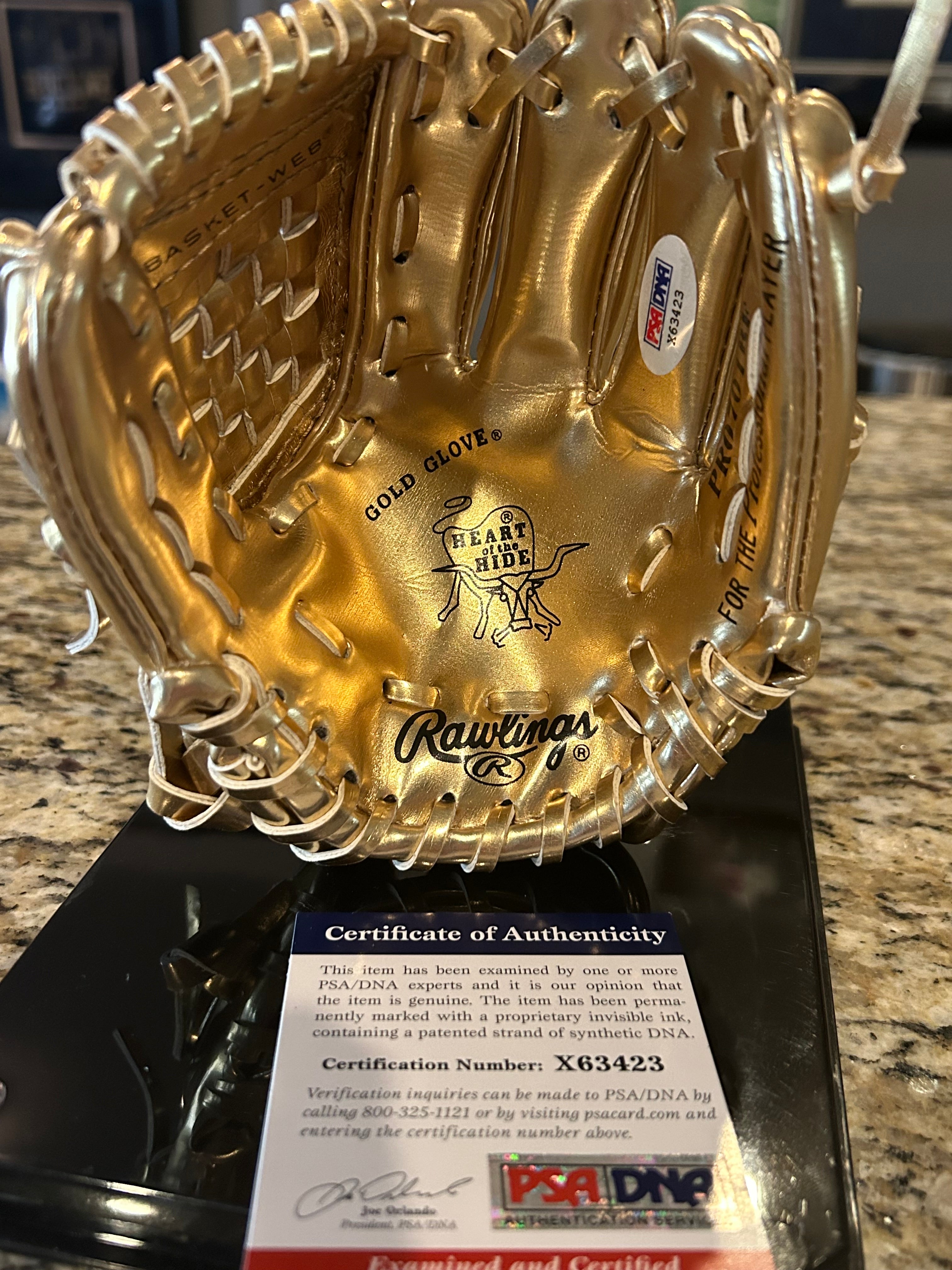 Brooks Robinson Autographed Rawlings Mini Gold Glove Award - PSA Certified Collectible for Baseball Fans & Memorabilia Enthusiasts - Perfect for Display in Home, Office, or Man Cave