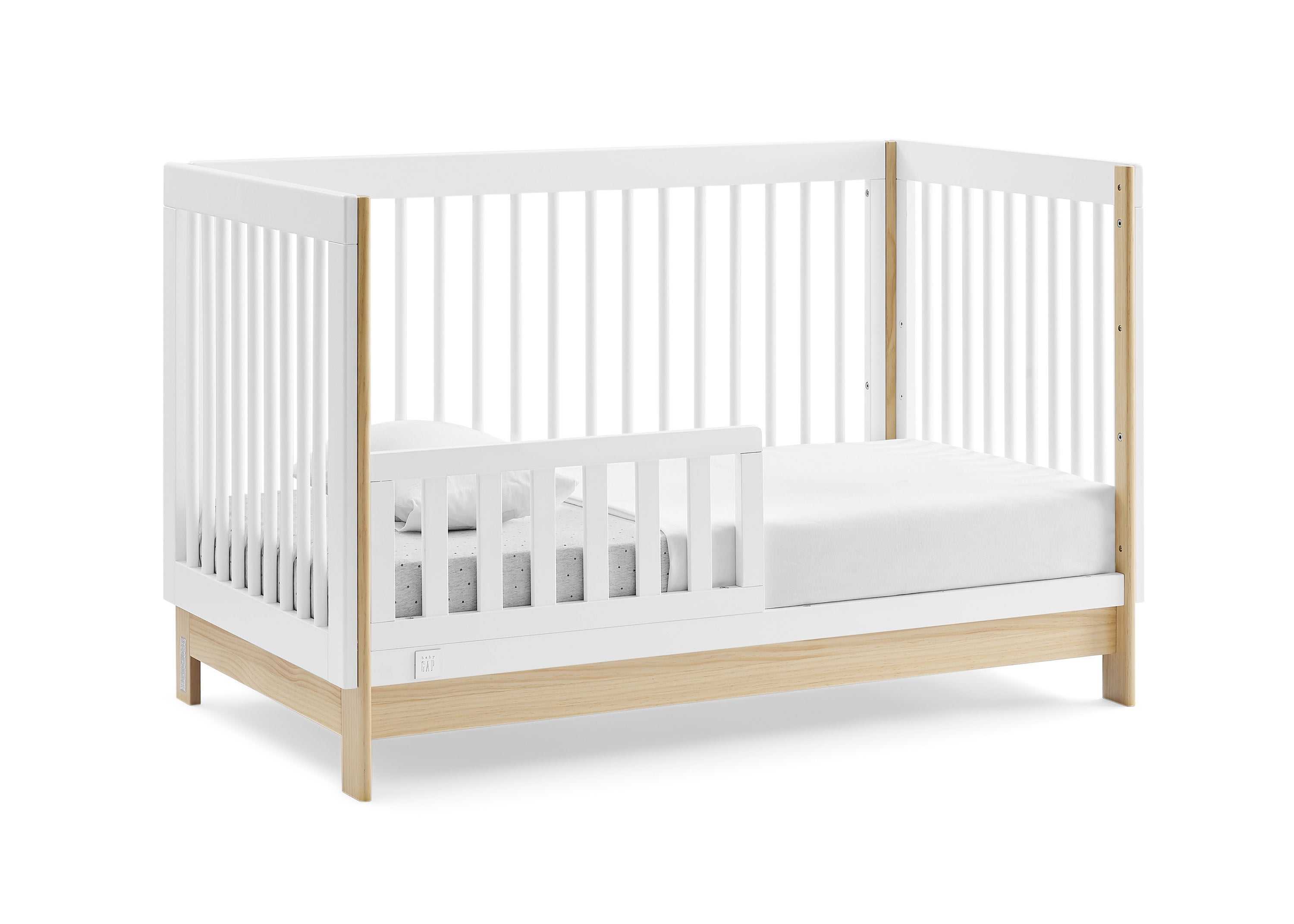 BabyGap Tate 4-in-1 Convertible Crib - Toddler Bed, Daybed & Full-Size Bed | Safe Nursery Furniture for Newborns & Growing Kids | Perfect for Baby Rooms & Daycare Centers