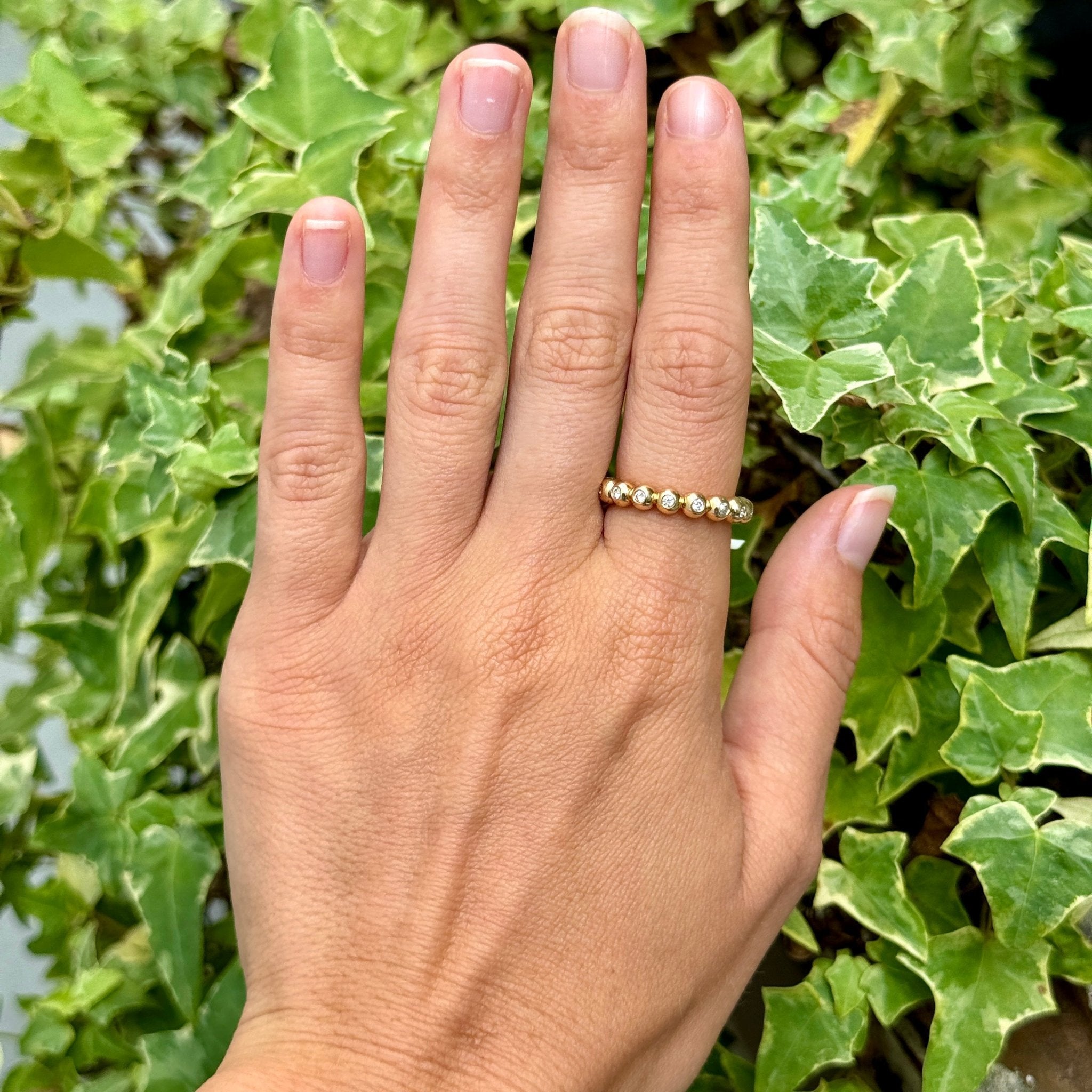 Single Stone Diamond Large Gaia Band – Elegant Wedding & Engagement Ring for Women | Perfect for Proposals, Anniversaries & Special Occasions