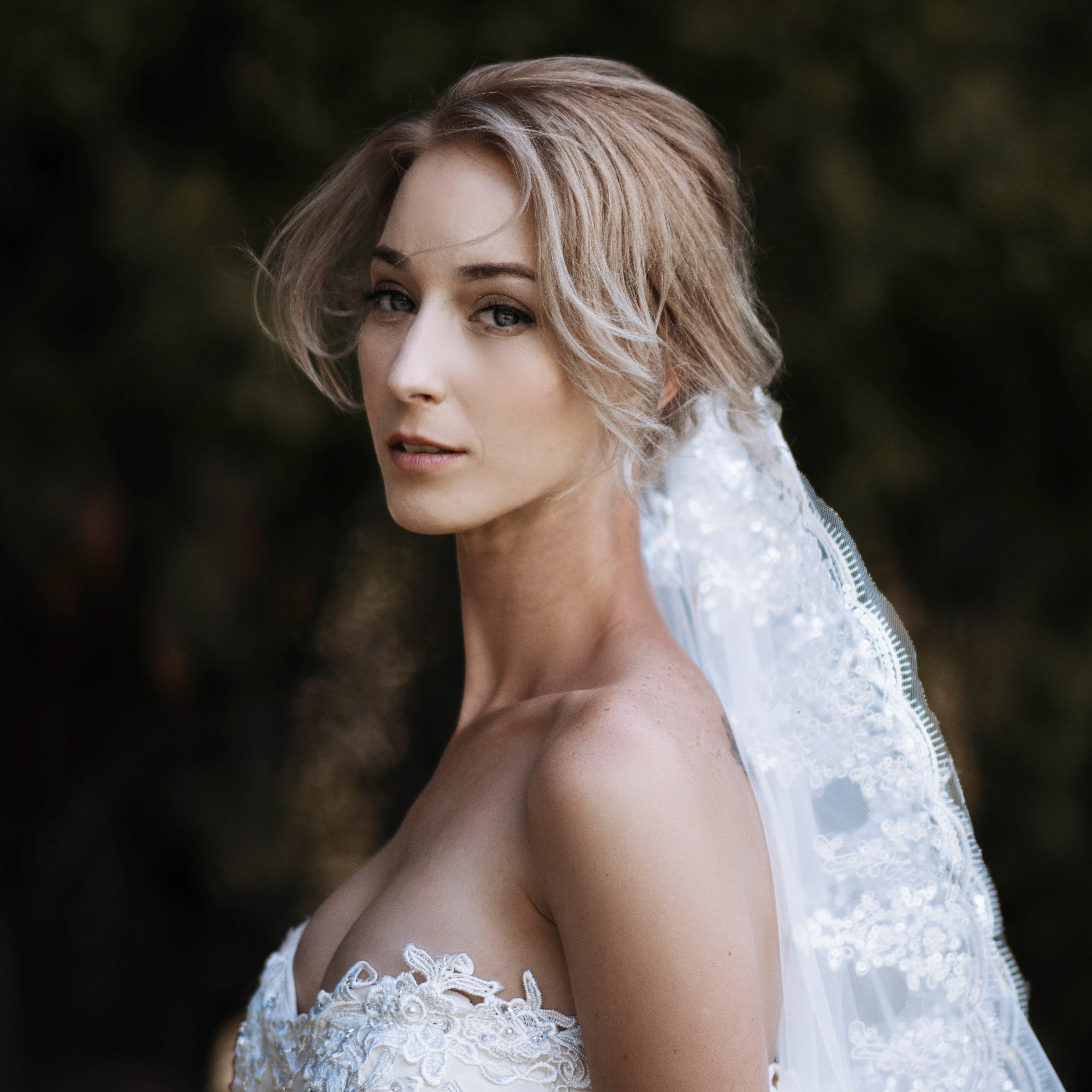 Rachav Veil - Elegant Lace Bridal Veil for Weddings & Special Occasions | Perfect for Brides, Prom & Formal Events