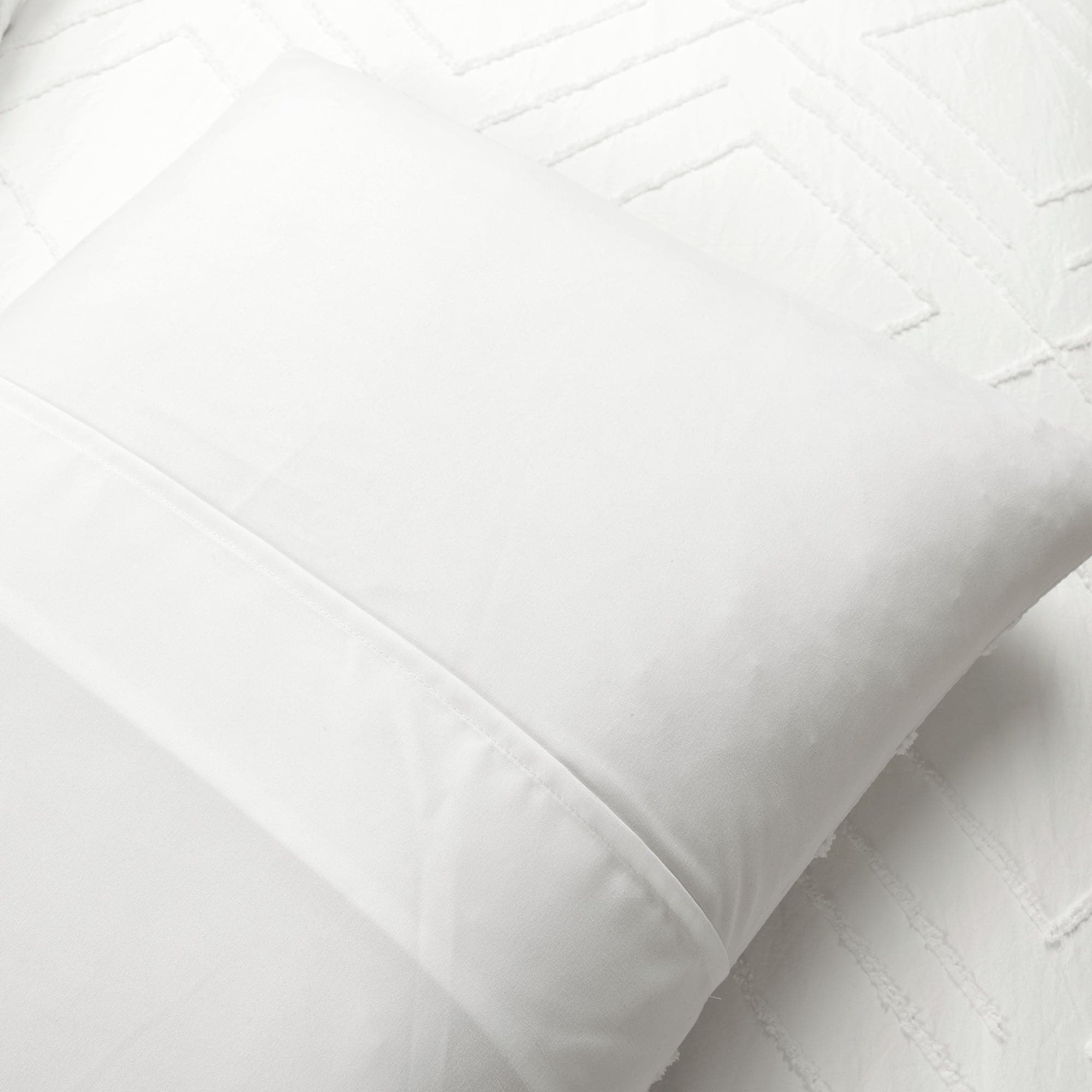 Luxury Diamond Clip Jacquard Duvet Cover Set - 3 Piece Bedding Set for Queen/King Size - Soft & Breathable Comforter Cover for Modern Bedroom Decor