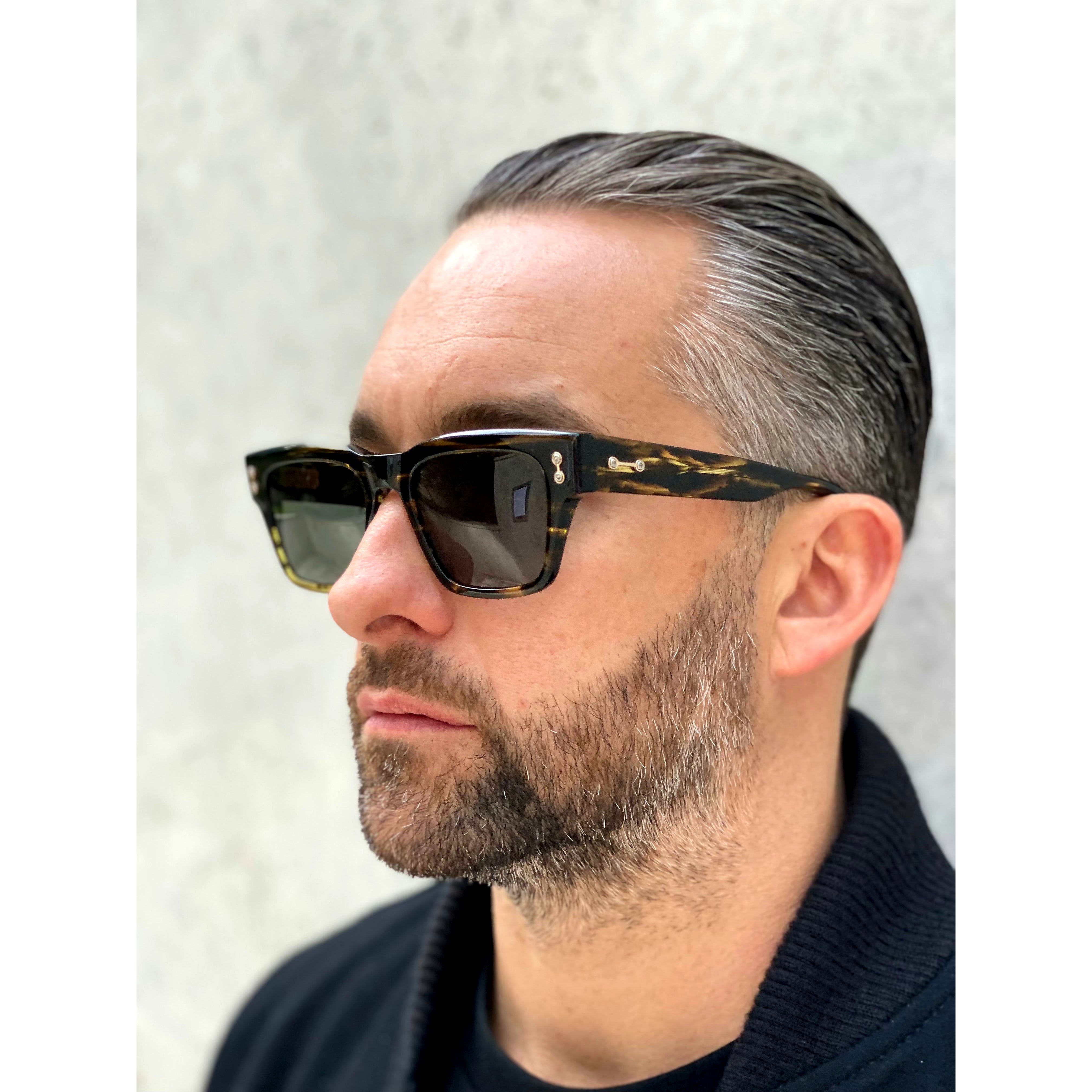Akoni Columba AKS 100B Tortoise Shell Pattern Sunglasses - UV Protection Polarized Lenses for Men & Women - Perfect for Driving, Beach, and Outdoor Activities