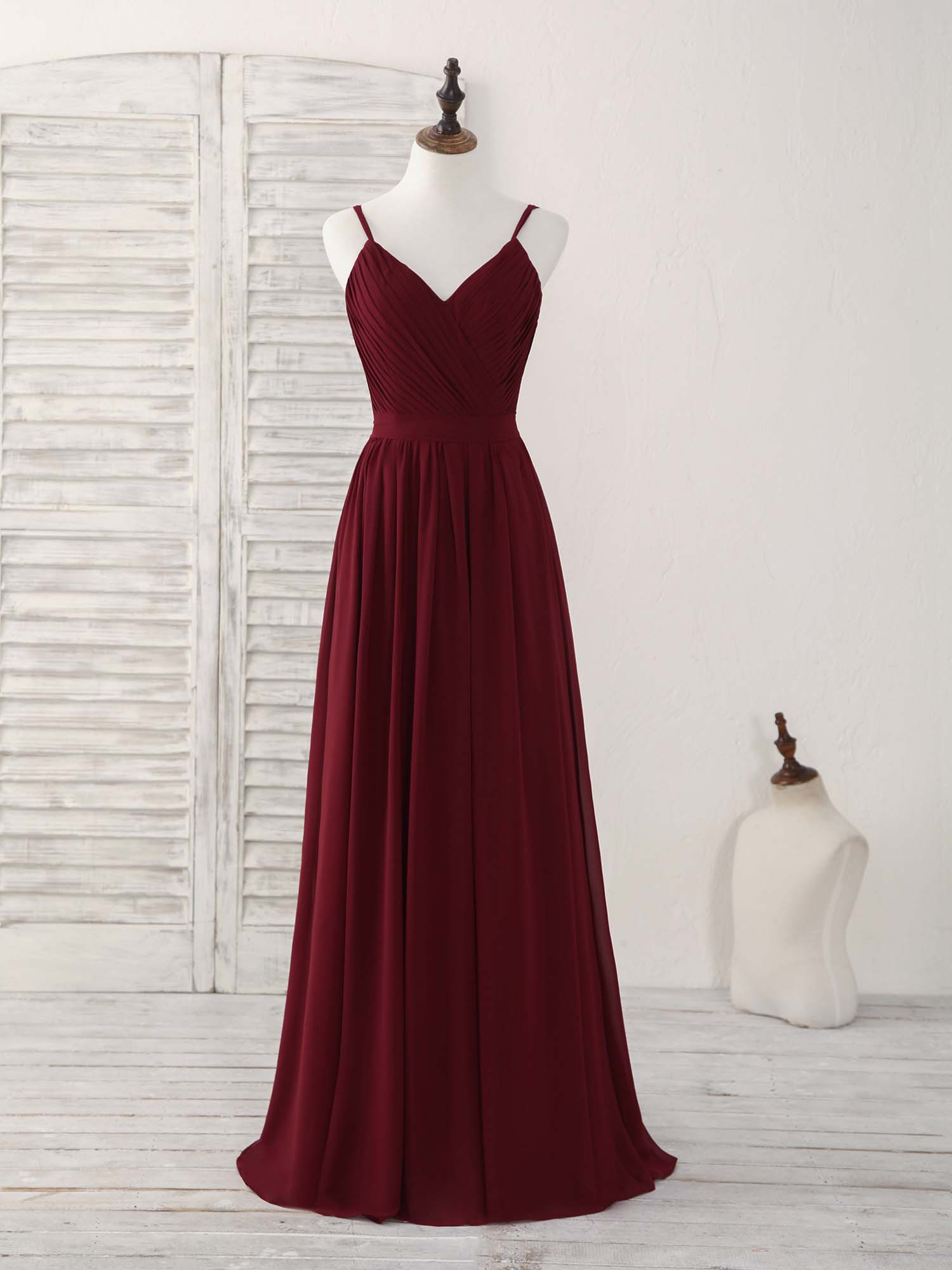 Elegant Burgundy Chiffon Long Prom Dress for Women - Formal Evening Gown for Homecoming, Ball, and Special Occasions