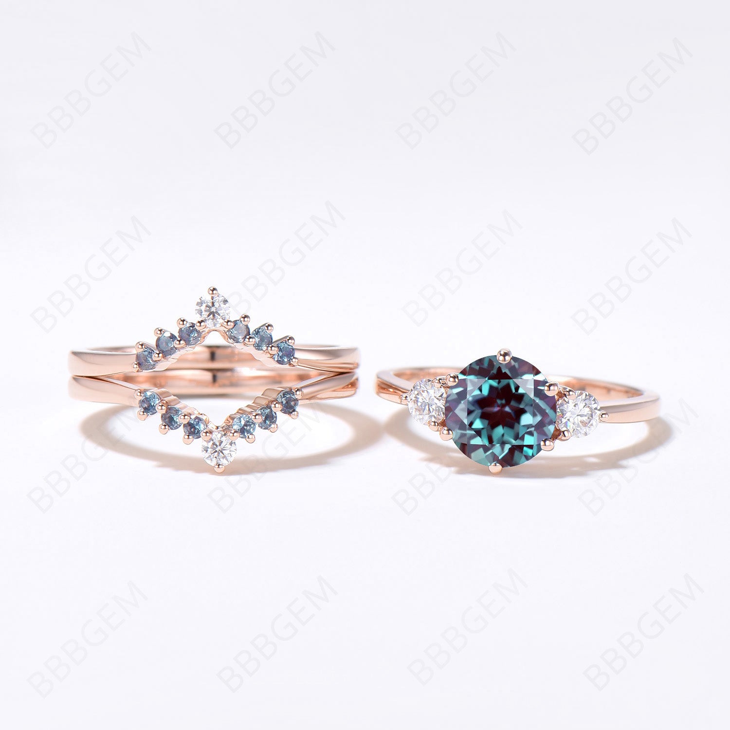 3pcs 14K Gold Alexandrite Bridal Ring Set - Round Moissanite Engagement Ring & Wedding Band with Three Stone Cluster for Women | Perfect for Proposals, Anniversaries, and Bridal Jewelry Gifts