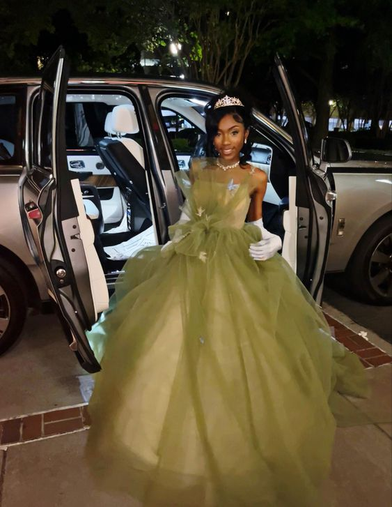 Elegant A-Line Tulle Green Princess Dress for Sweet 16 Birthday Party | Formal Gown JP2565 | Perfect for Quinceañera, Prom, Pageant & Special Occasions