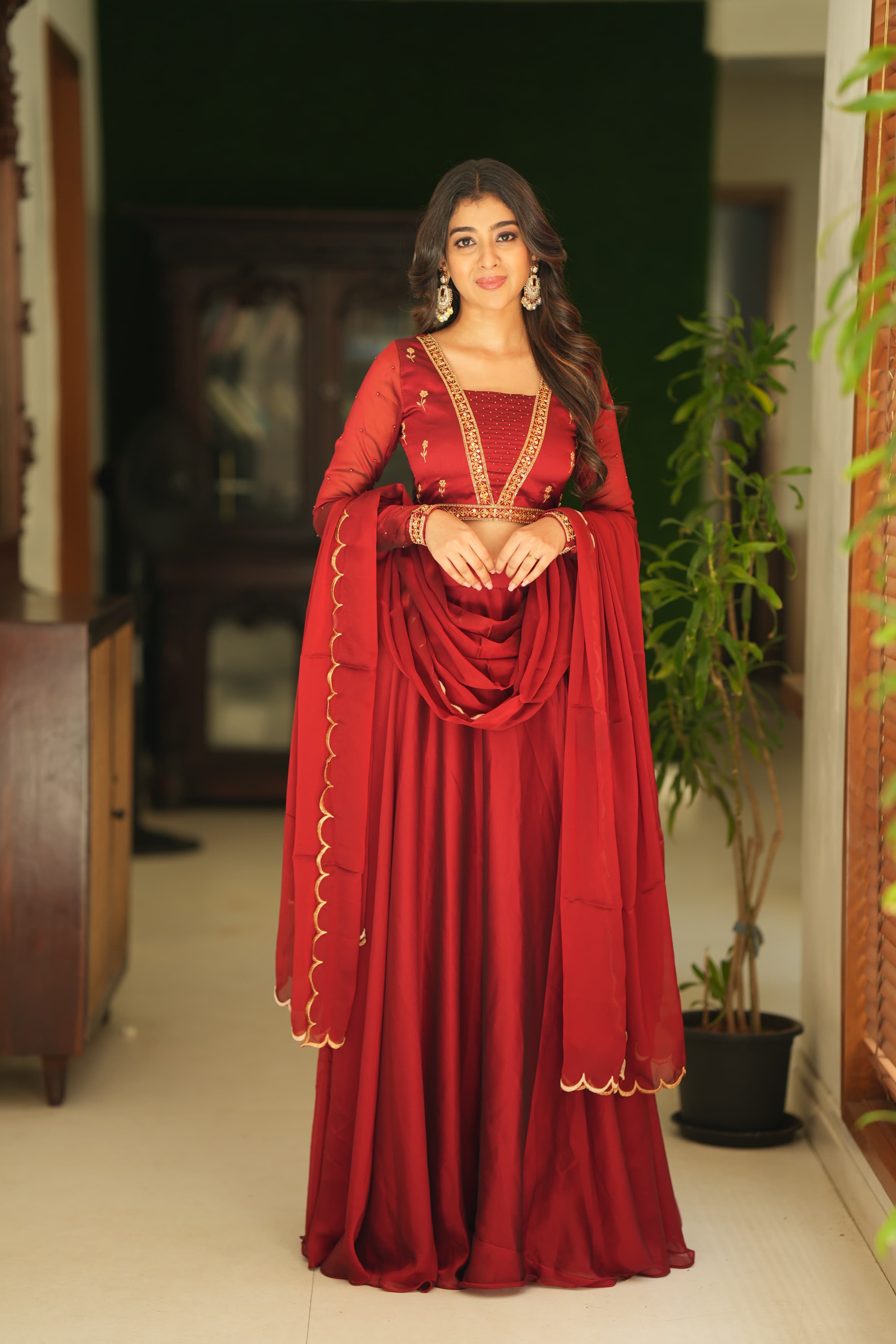DD570 Yadhavi Premium Handwork Lehenga Choli - Elegant Indian Bridal Wear for Weddings & Festivals | Perfect for Sangeet, Mehendi & Reception Ceremonies