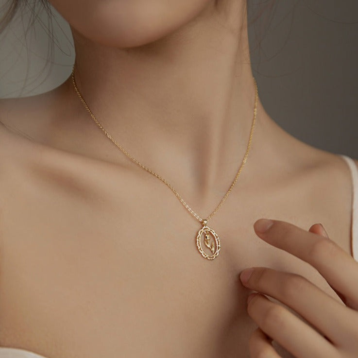Elegant Tulip Flower Pendant Necklace for Women - 18K Gold Plated Chain Jewelry Gift for Mother's Day, Anniversary & Valentine's Day | Perfect for Parties, Weddings & Everyday Wear | SX268
