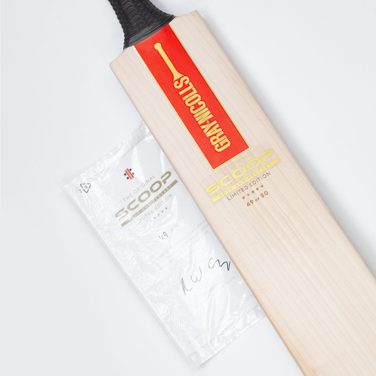 Gray Nicolls Scoop 50 Limited Edition Cricket Bat - Premium English Willow for Professional Players - Perfect for Matches & Training Sessions