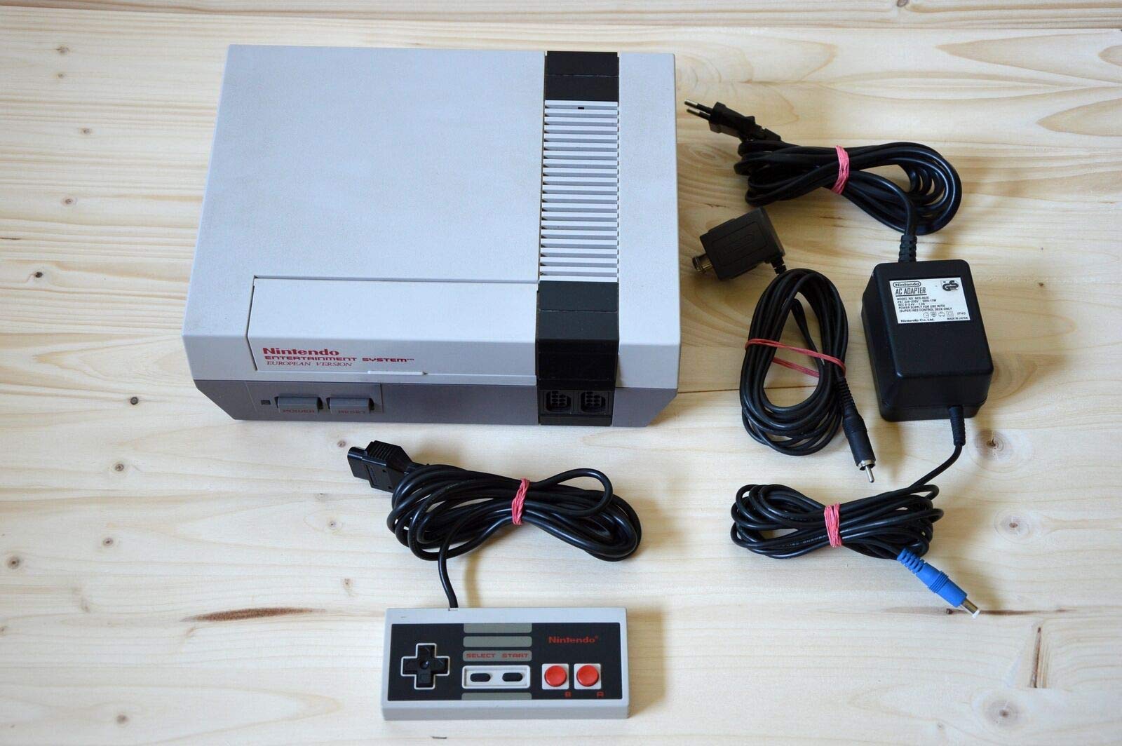 Original Nintendo Entertainment System (NES) Console - Classic Retro Gaming Console for Home Entertainment | Perfect for Nostalgic Gamers and Collectors | Play Classic 8-Bit Games with Family and Friends