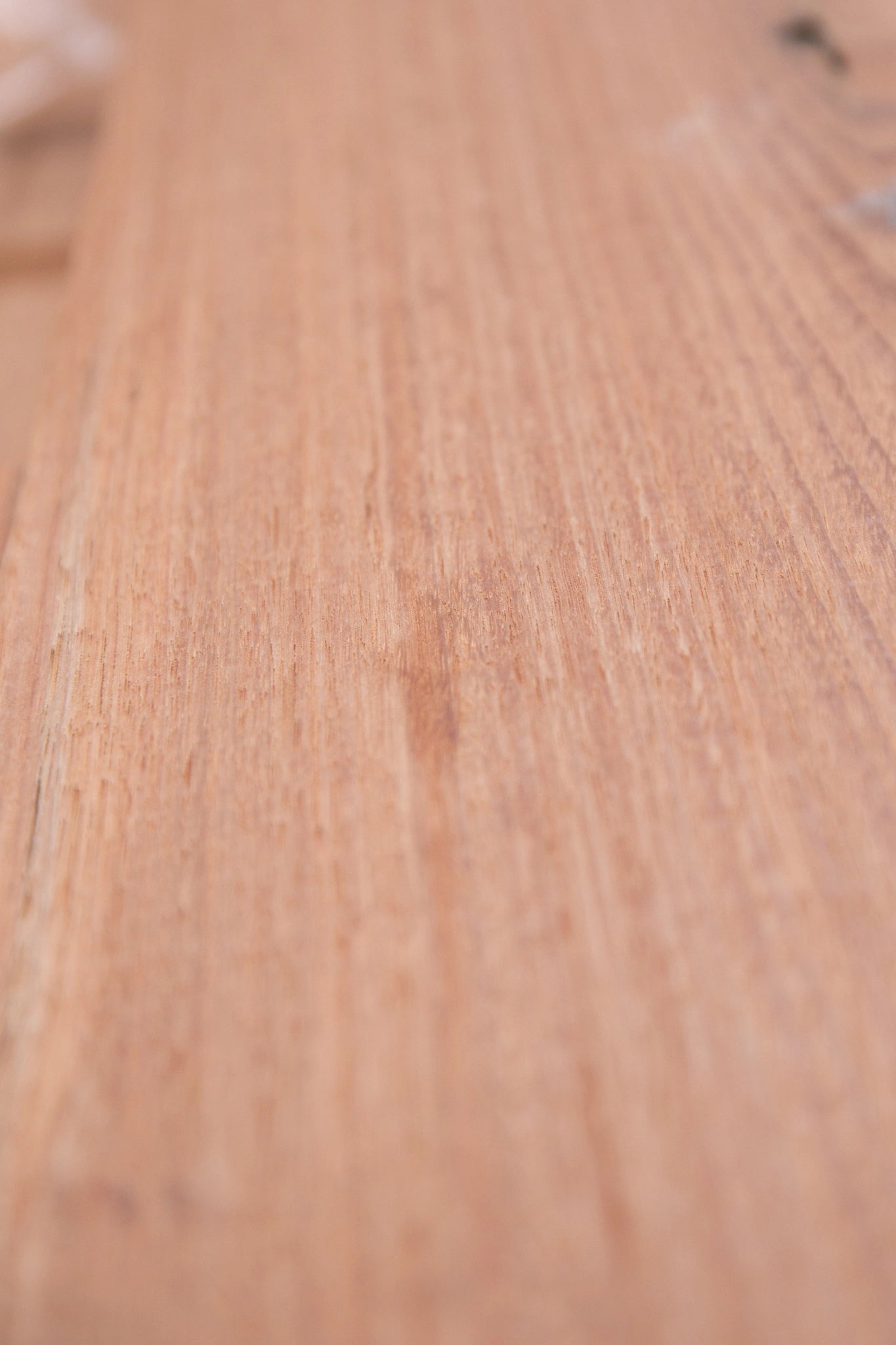 Premium Blue Gum 150x50mm Kiln-Dried Rough Sawn Timber - Feature Grade Joinery Wood for Furniture, Decking & DIY Projects