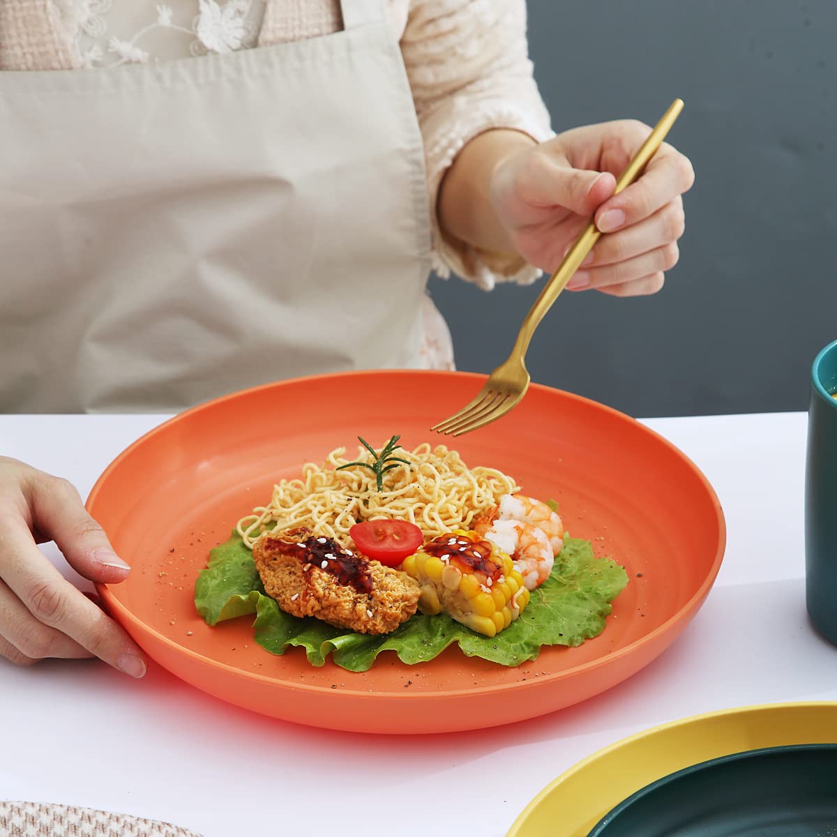 Kyraton 16-Piece Unbreakable Plastic Dinnerware Set - Lightweight, Reusable Plates, Mugs & Bowls | BPA-Free, Microwave & Dishwasher Safe | Ideal for Camping, Picnics & Outdoor Dining (Multi-Color)