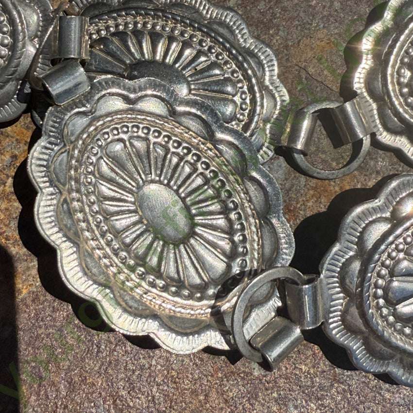 Vintage Western Silver Concho Belt for Women & Men - Authentic Costume Grade Silver Belt Buckle - Perfect for Cowboy, Cowgirl, Rodeo, Halloween & Western Theme Parties