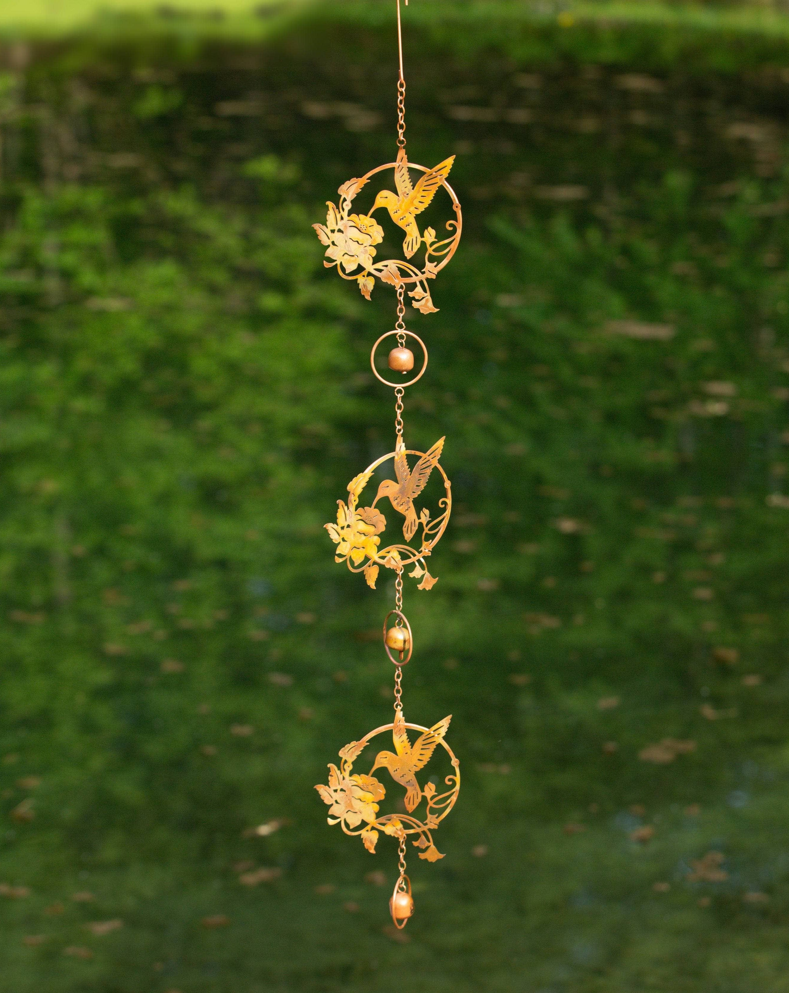 Exquisite Triple Hummingbird and Lily Metal Ornament - Handcrafted Home Decor for Wall, Garden, or Gift Giving