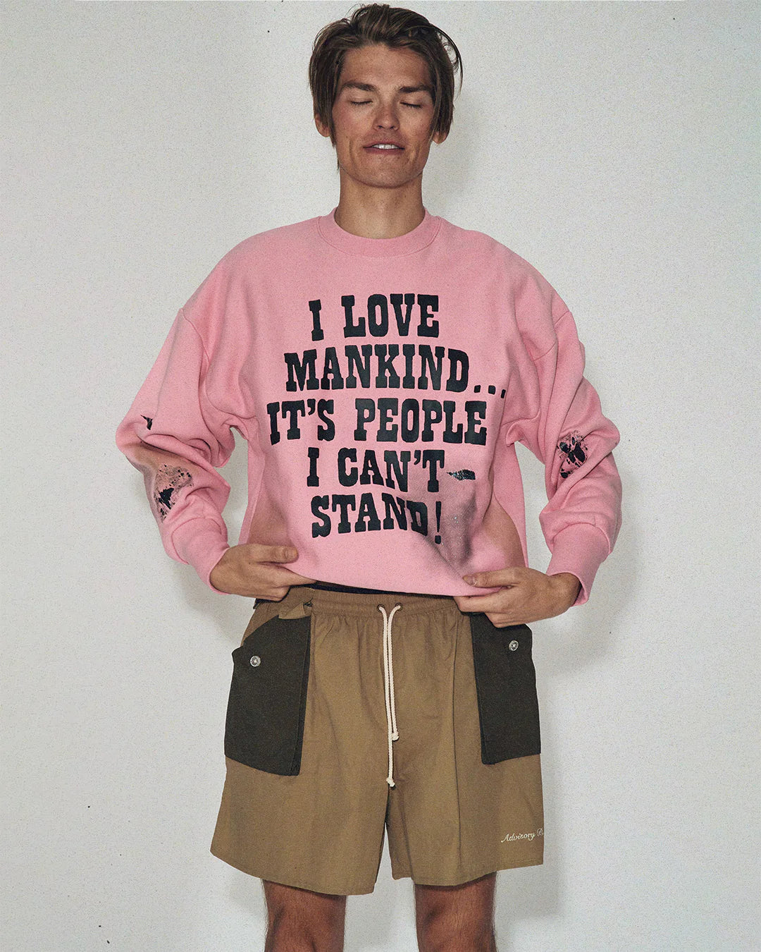 ADVISORY BOARD CRYSTALS I Love Mankind But Sweatshirt - Unisex Cotton Pullover for Men & Women - Perfect for Casual Wear, Street Style & Everyday Comfort