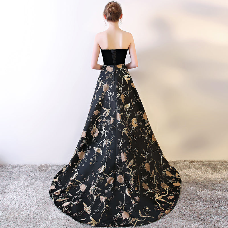 Elegant Black Sweetheart Neckline Long Prom Dress - Formal Evening Gown for Homecoming, Ball & Special Occasions