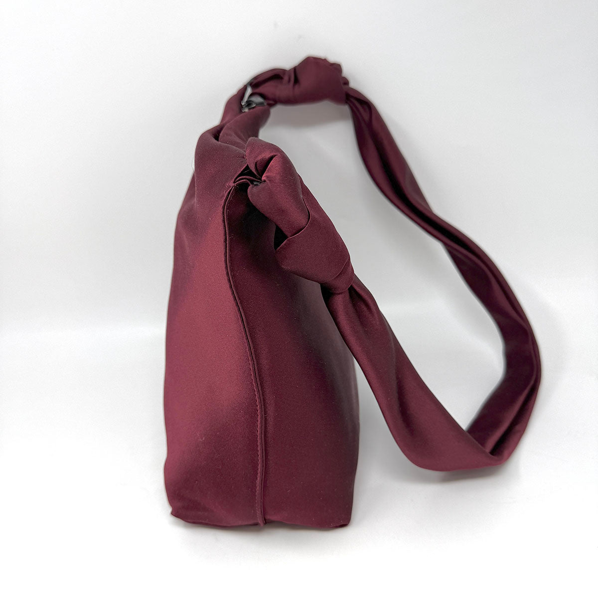 The Row Leather Shoulder Bag for Women - Stylish & Elegant Crossbody Purse for Work, Travel & Everyday Use