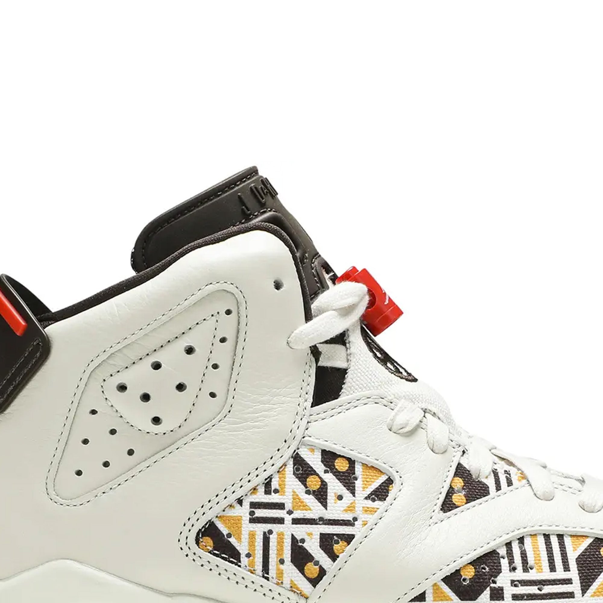 Air Jordan 6 Retro 'Quai54' GS Basketball Shoes - Sail/Brown Colorway for Kids | Perfect for Streetwear & Basketball Games