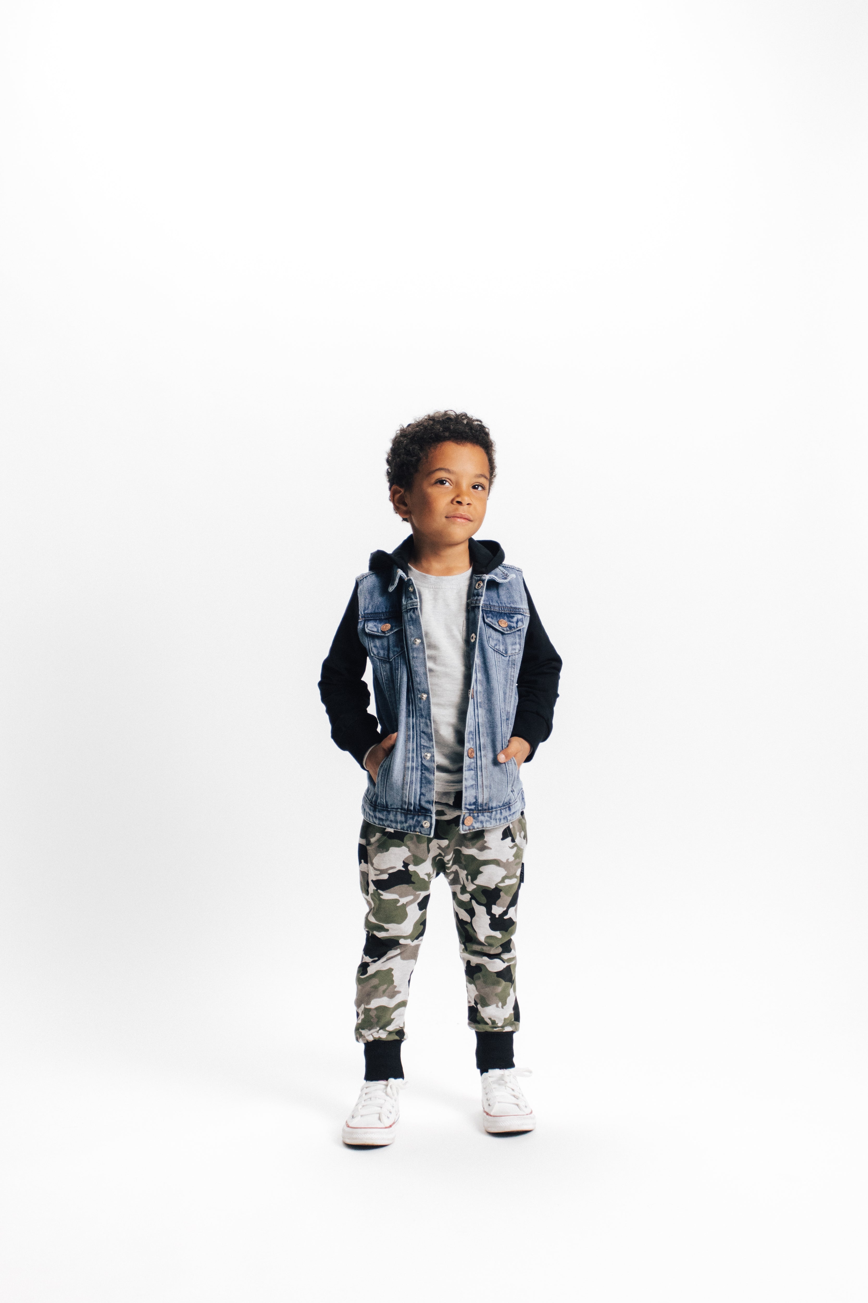 Men's Black Hooded Denim Jacket - Stylish Casual Outerwear for Fall & Winter | Perfect for Streetwear, Layering & Everyday Fashion