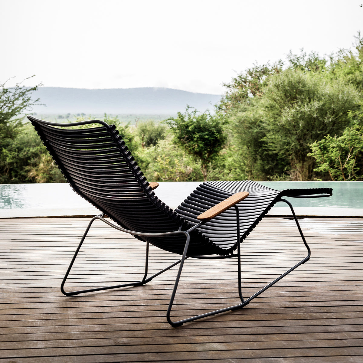 Best Selling Click Sunlounger with Adjustable Armrest - Portable Folding Beach Chair for Poolside, Backyard & Outdoor Relaxation