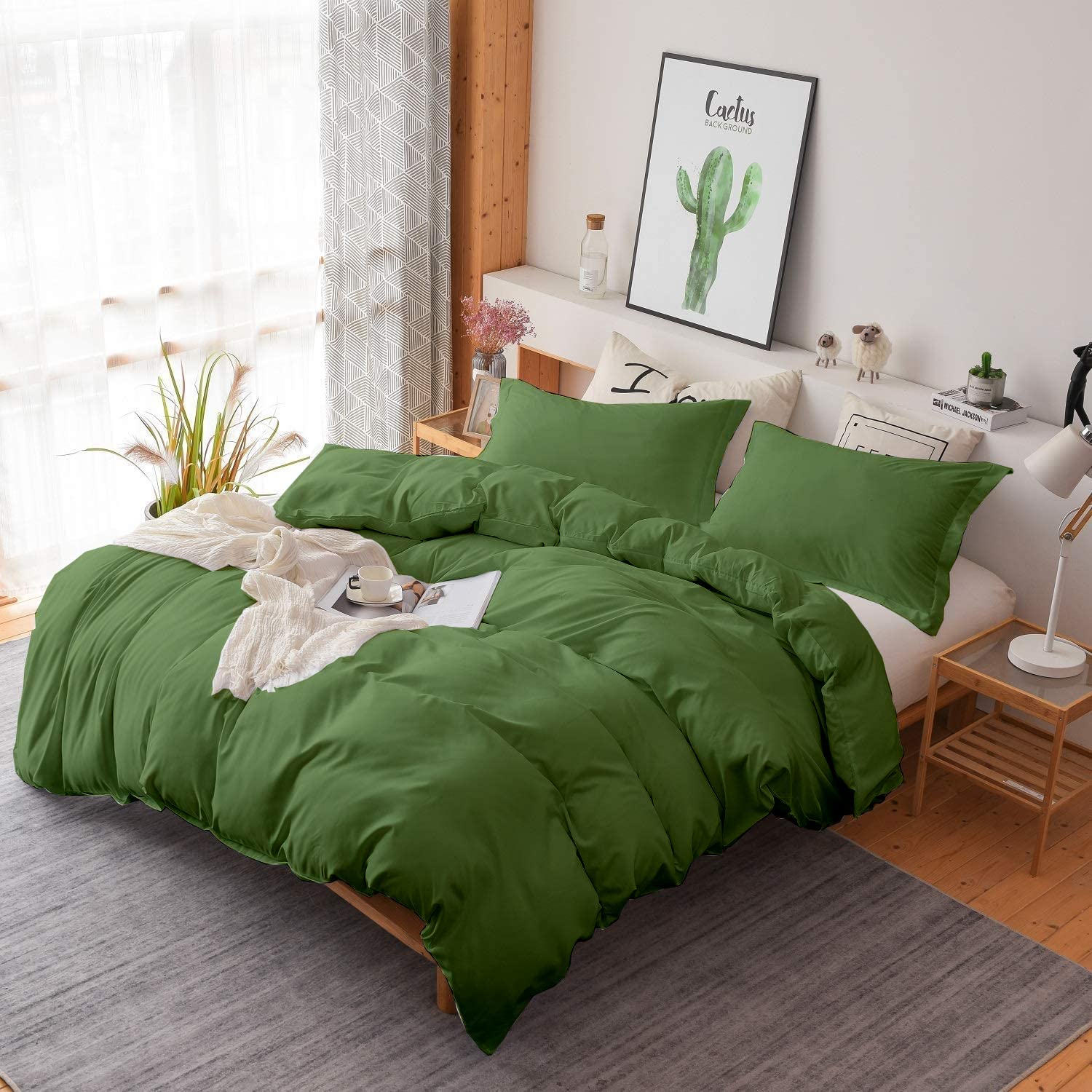 Luxury 1000 Thread Count Egyptian Cotton Super King Duvet Cover Set (98x108 Inches) - 3-Piece Bedding with Zipper Closure & Corner Ties, Ultra Soft & Breathable (1 Duvet Cover + 2 Pillow Shams) - Moss Green Solid Color for Master Bedroom & Guest Room Decor