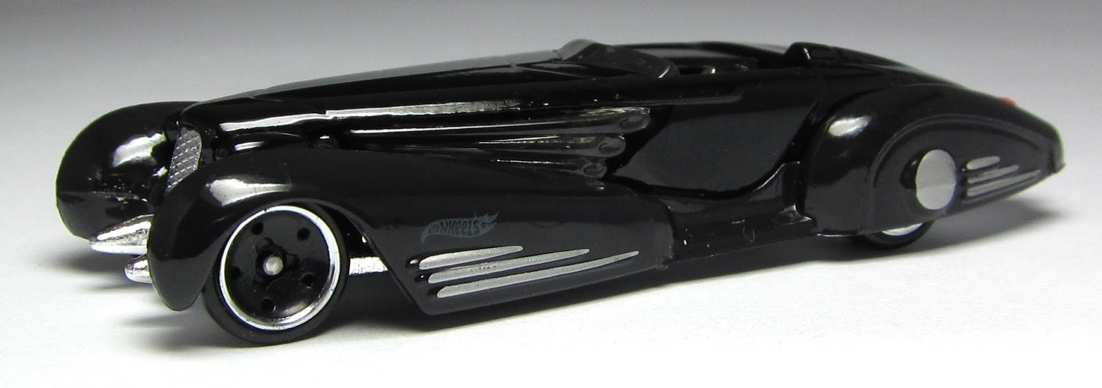 Hot Wheels 2013 HW Showroom Custom Cadillac Fleetwood Black 185/250 Diecast Car - Limited Edition Collectible for Display & Racing Fun