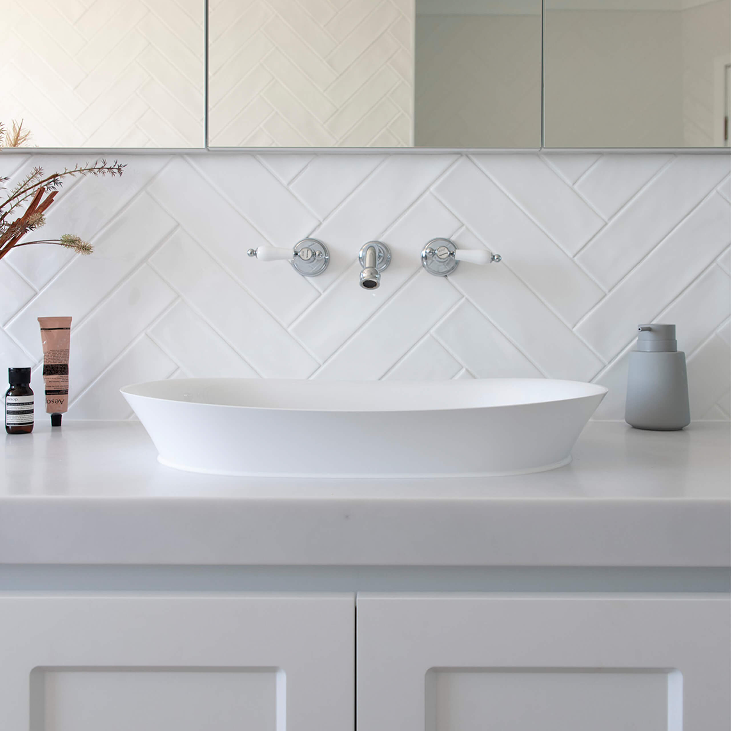 ADP London Wall-Mounted Vanity with Durasein Solid Surface - Modern Bathroom Sink Cabinet for Small Spaces & Contemporary Homes