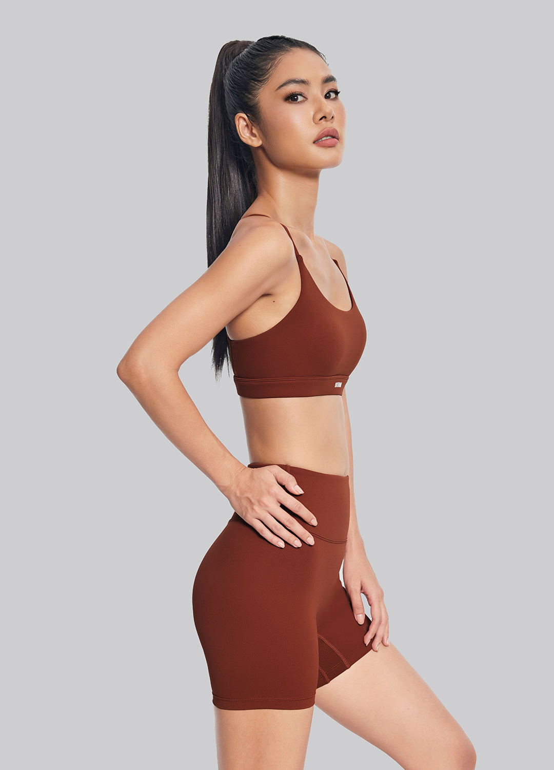 Breathable Active Strap Top for Women - Lightweight Workout Tank for Yoga, Running & Gym - Comfortable & Moisture-Wicking Fitness Top