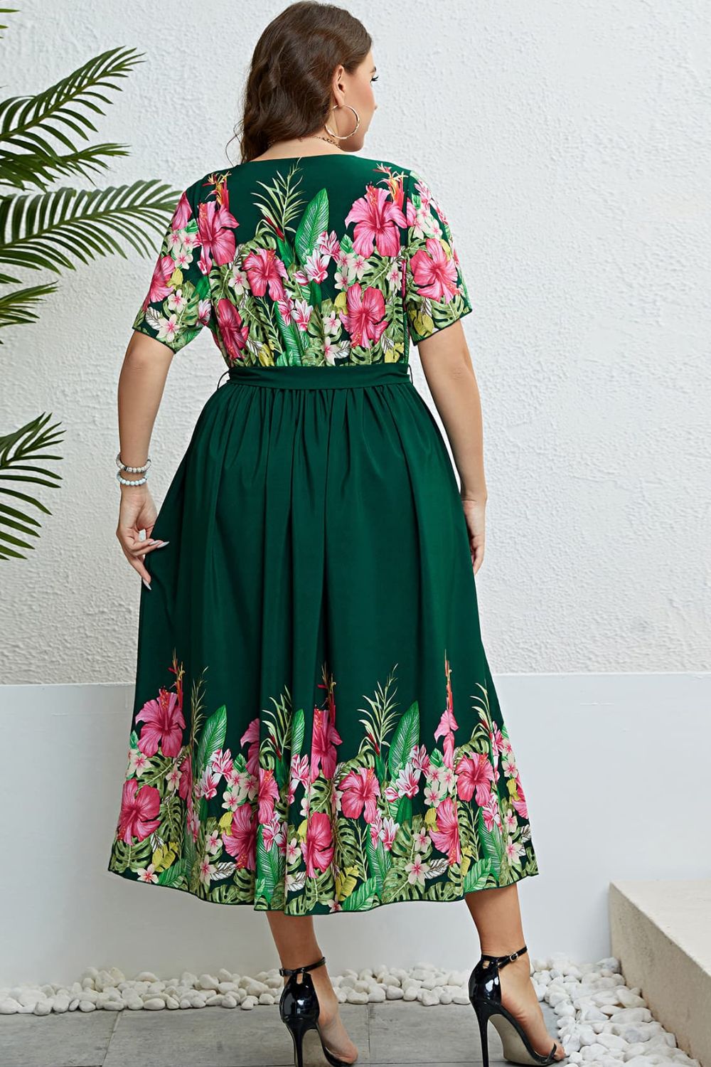 Floral Print Tie Waist Round Neck Summer Dress for Women - Perfect for Beach Vacations, Garden Parties & Casual Outings