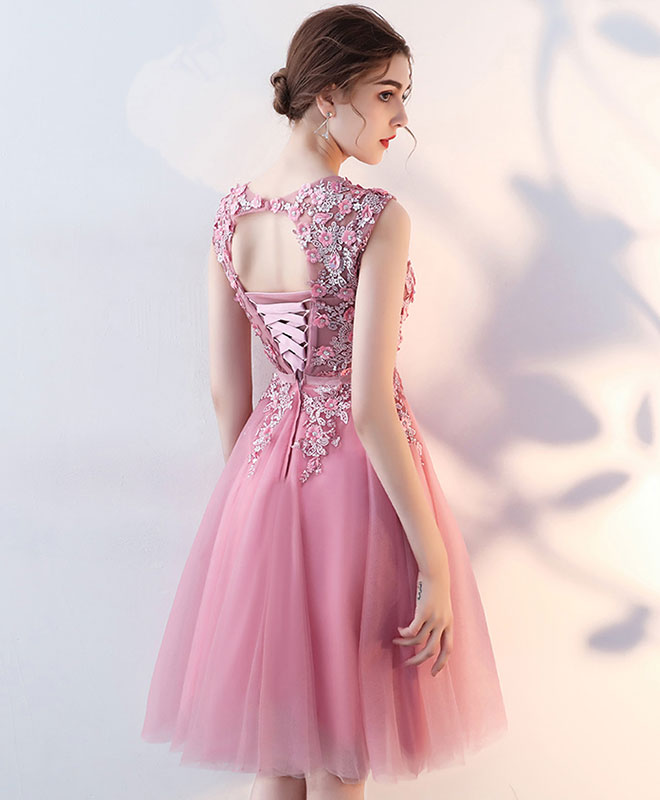 Elegant Pink Tulle Lace Short Prom Dress with Floral Appliques - Homecoming Party Dress for Teens - Perfect for Prom Night, Sweet 16, Quinceañera & Formal Dances