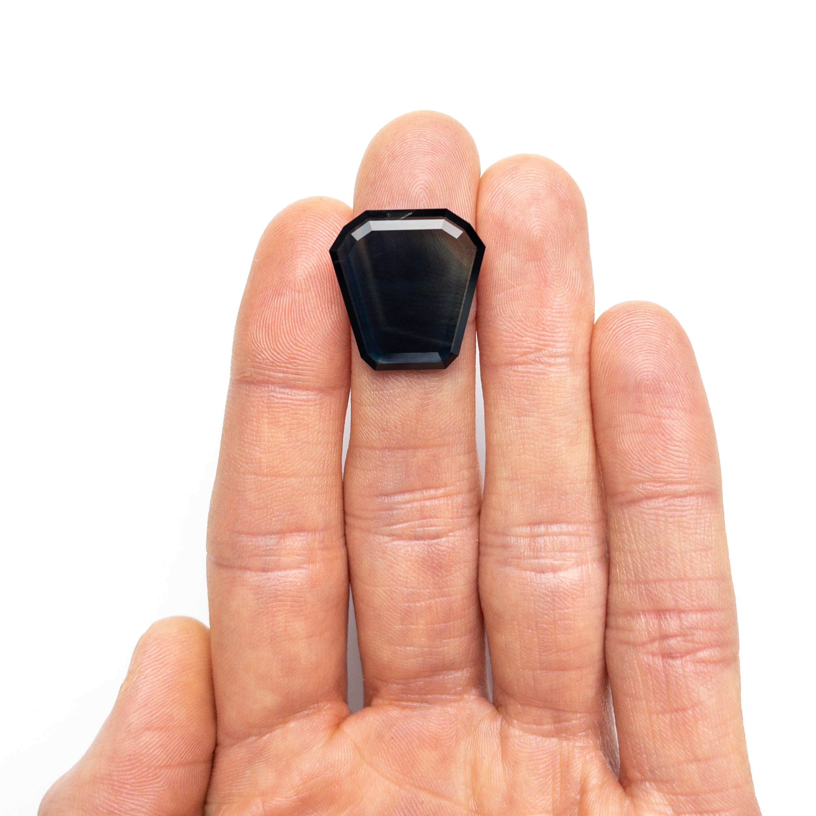 16.00ct Shield Portrait Cut Sapphire - 20.64x20.21x2.95mm Natural Blue Gemstone for Engagement Rings & Fine Jewelry Making
