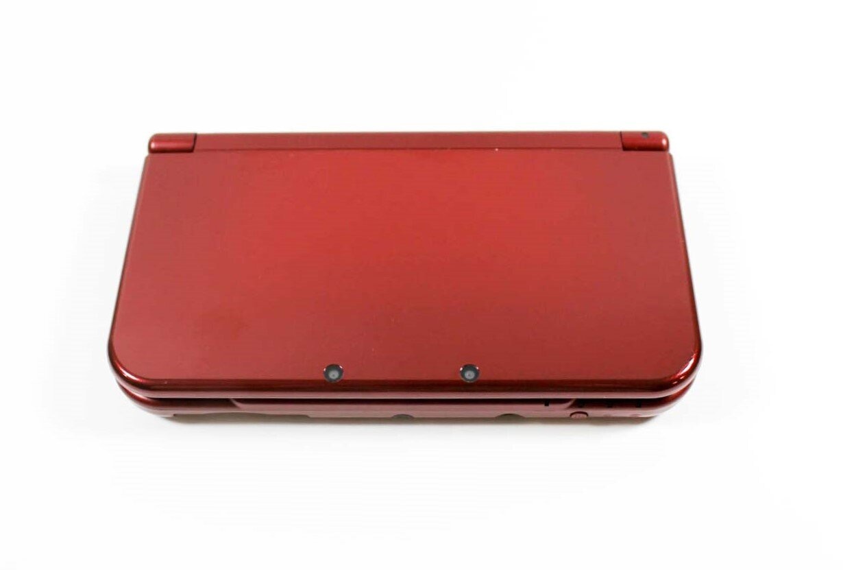 New Nintendo 3DS XL Red - Portable Gaming Console with Dual Screens & 3D Feature - Perfect for Travel, Commuting & Home Entertainment