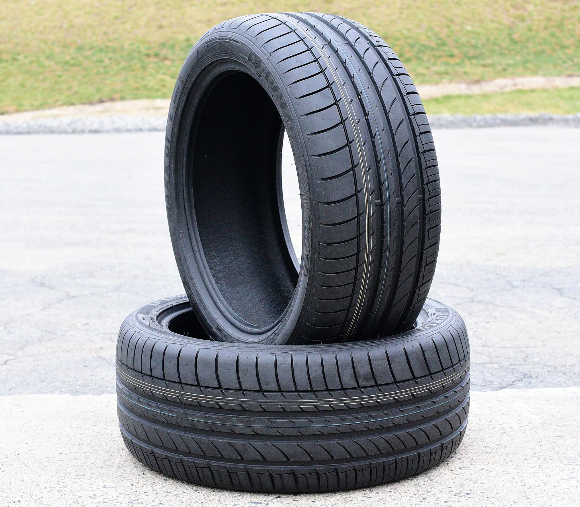 Dunlop SP Sport Maxx DSST ROF Summer Radial Tire - 275/35R19 96Y High Performance Tires for Sports Cars & Luxury Vehicles - Perfect for Summer Driving & High-Speed Handling