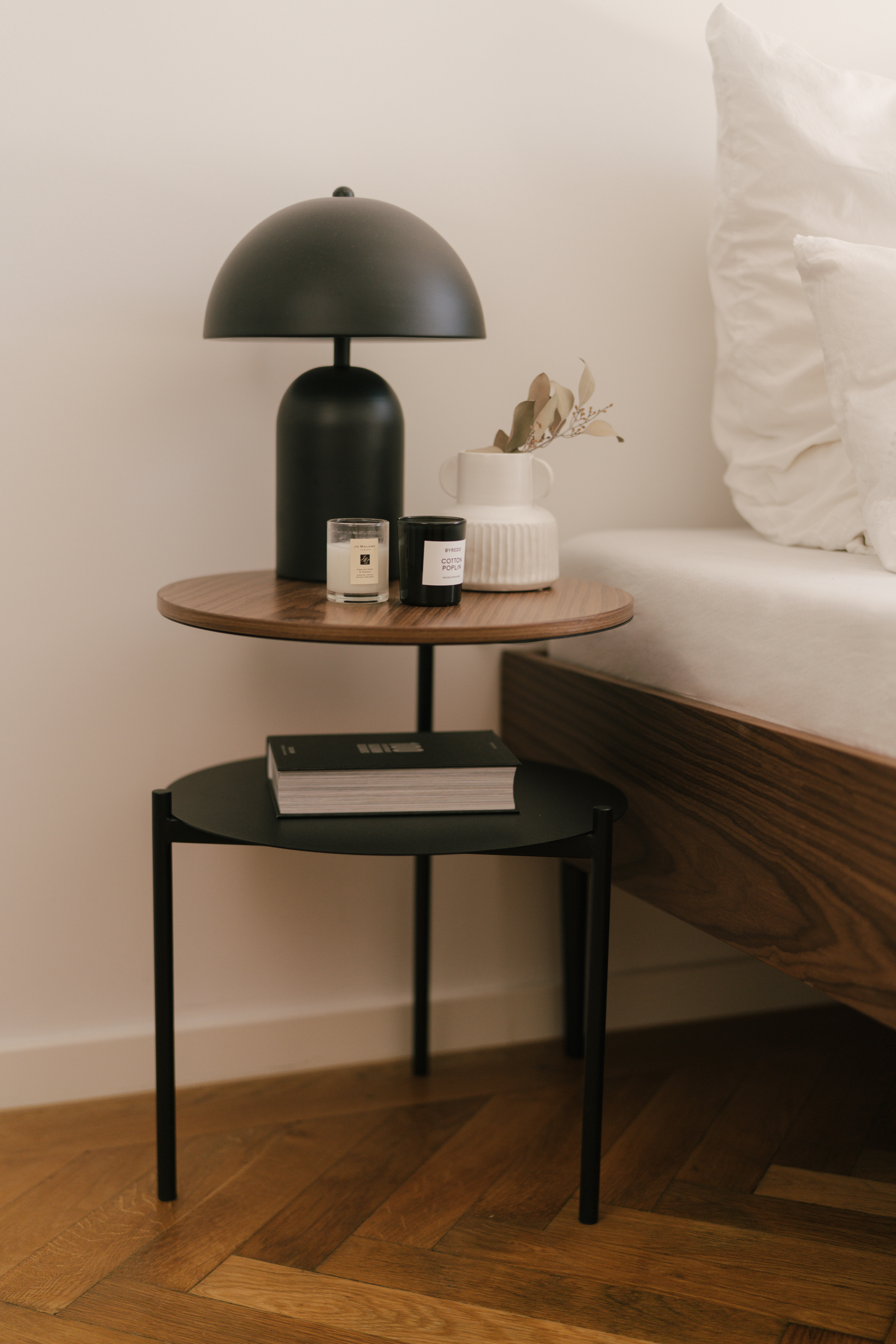 Modern Nightstand with USB Ports - Wooden Bedside Table with Drawer for Bedroom, Living Room, or Office - Stylish and Functional Storage Solution for Phones, Books, and Essentials