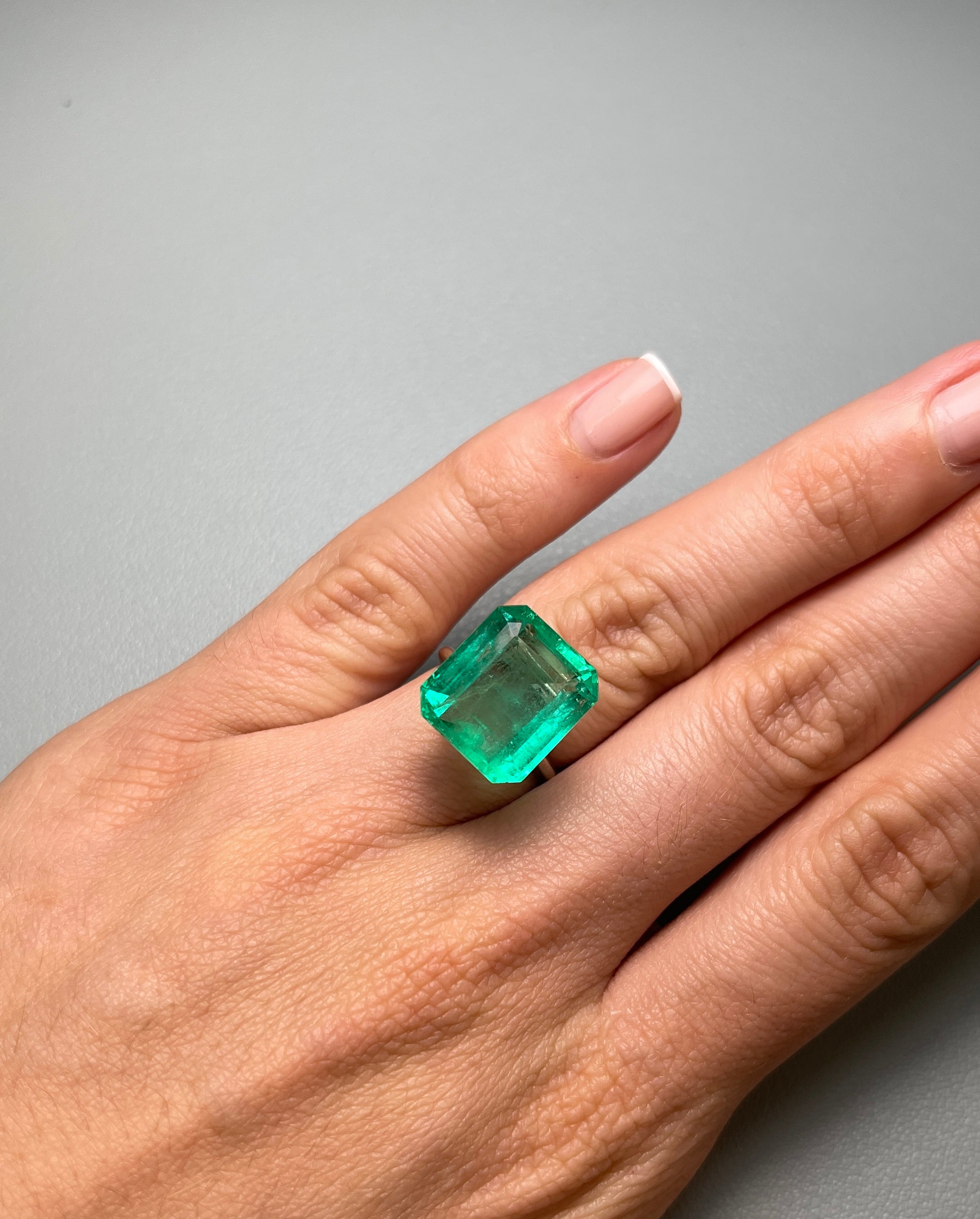 13.82 Carat Colombian Emerald Loose Gemstone - 15x14mm Emerald Cut for Jewelry Making & Engagement Rings