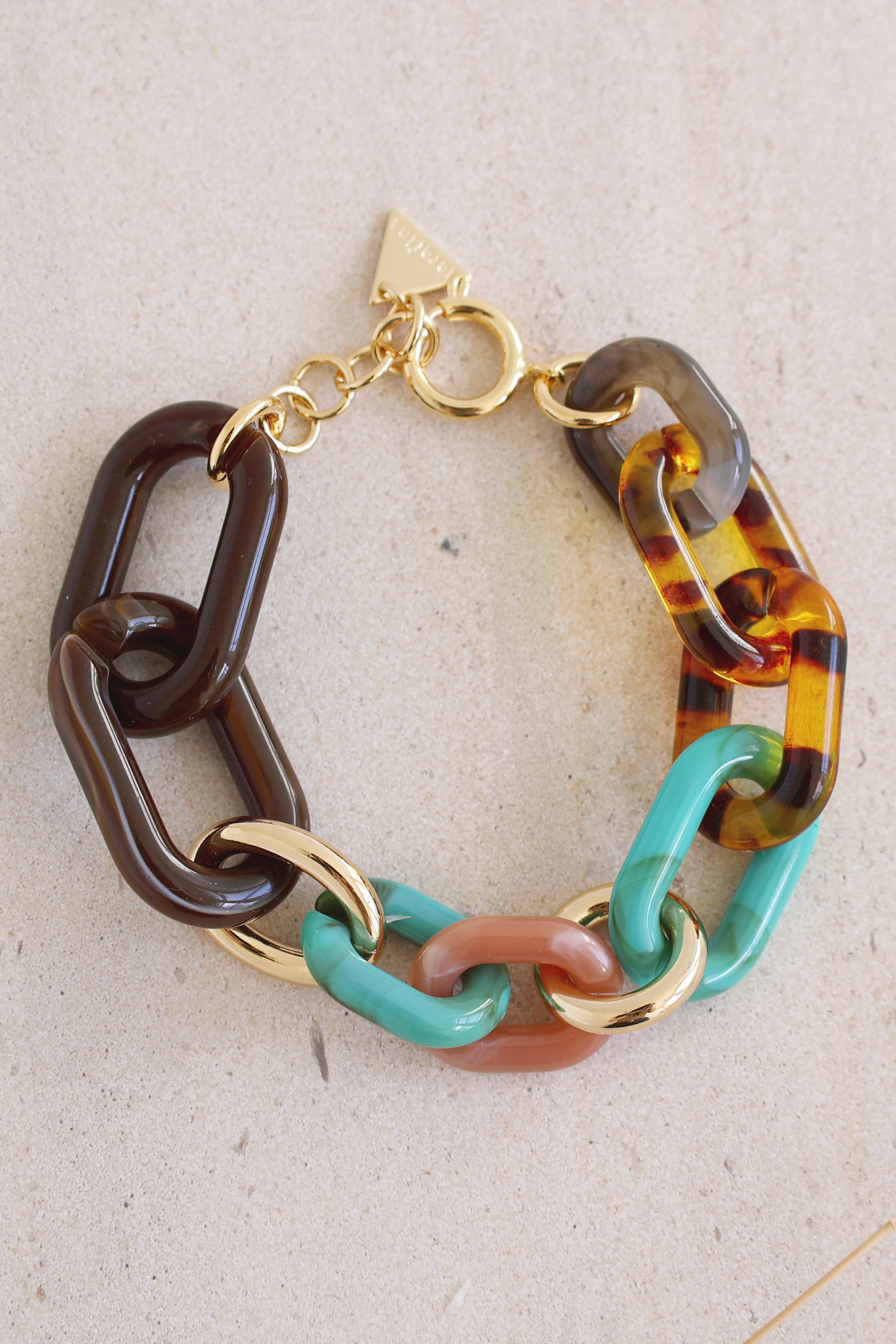 Handmade Resin Chain Link Bracelet for Women - Elegant Adjustable Fashion Jewelry Gift for Casual Wear & Special Occasions