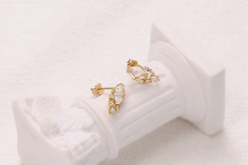 14K Gold Geometric Ice Cube Clear Quartz Stud Earrings for Women - Minimalist Dainty Jewelry Gift for Her | Perfect for Everyday Wear, Parties & Special Occasions