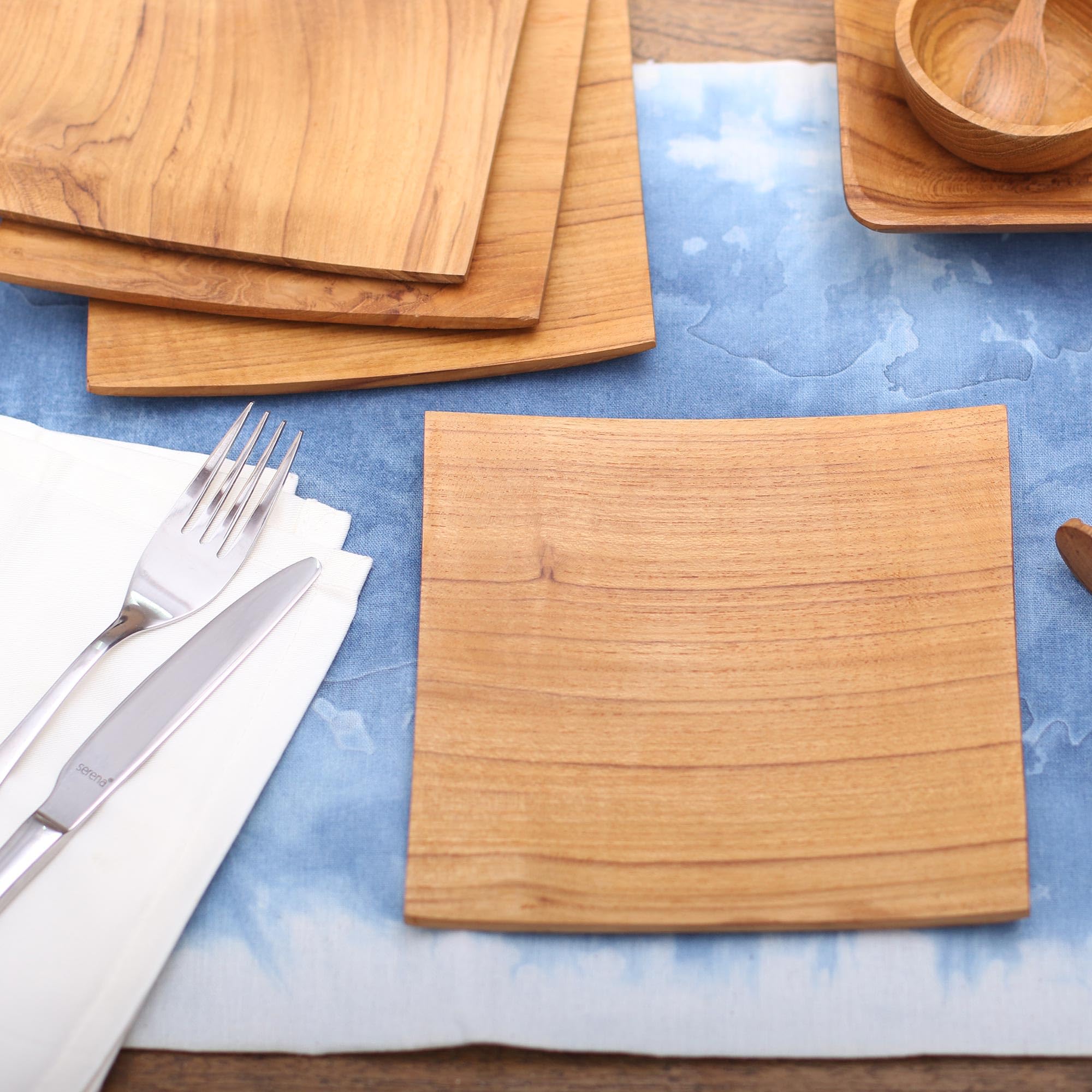 Handmade Teak Wood Square Plates Set of 4 - Natural Brown Bali Artisan Dinnerware for Fine Dining | Eco-Friendly Tableware for Restaurants, Weddings & Home Decor [6x6x1 inch]