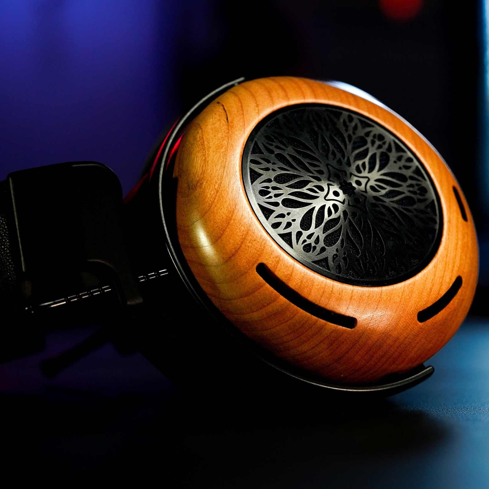 ZMF Atrium 2024 Open-Back Headphones with Magnesium Upgrade - Premium Audiophile Headphones for Music Production & Gaming (Pre-Owned)