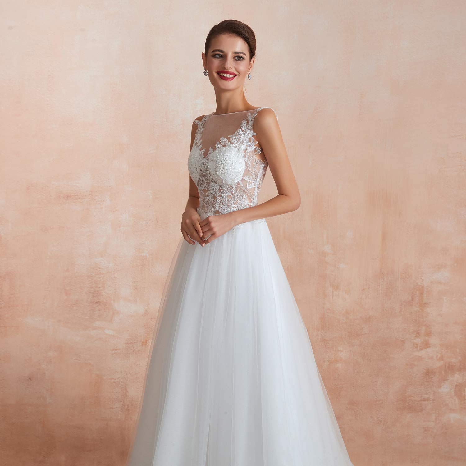Elegant A-Line Tulle Wedding Dress with Handmade Lace - Bridal Gown for Formal Ceremonies & Romantic Photos