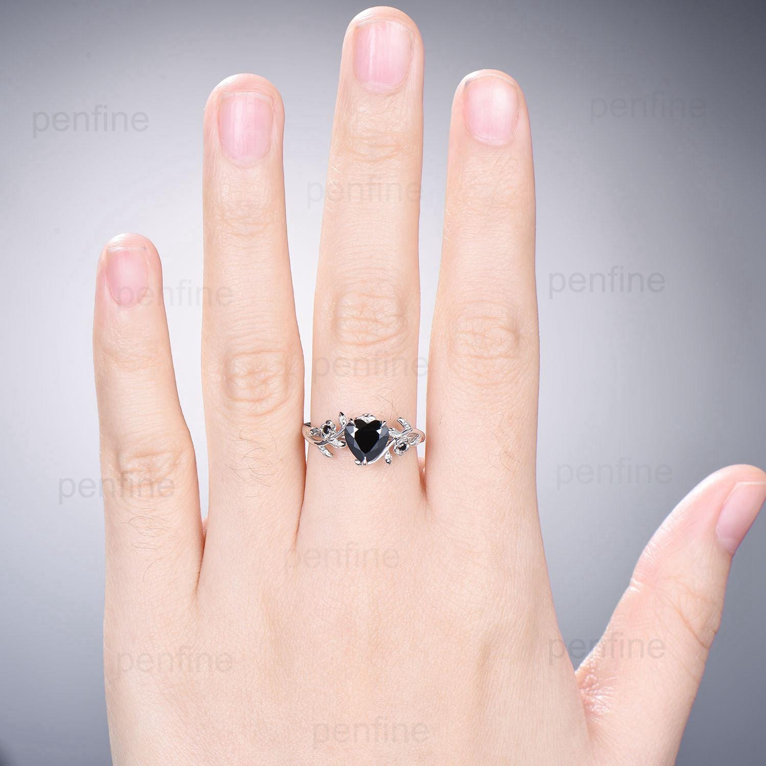 Leaf Twig Heart Shaped Black Moissanite Ring - Floral Nature Inspired Engagement Ring - Unique Branch Wedding Anniversary Gift for Women - Perfect for Romantic Proposals, Anniversaries & Special Occasions