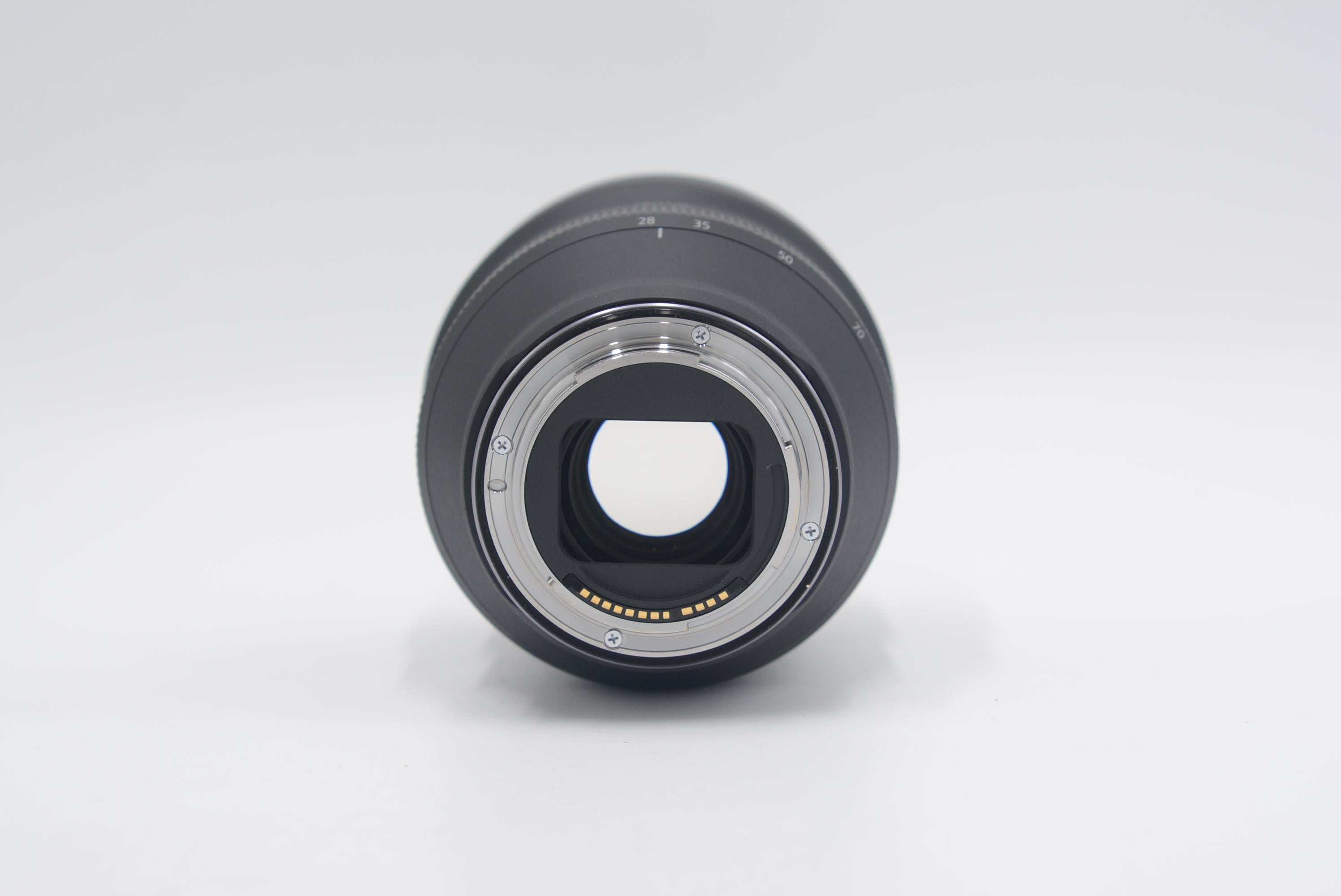 Canon RF 28-70mm f/2L USM Lens - Professional Full Frame Mirrorless Camera Lens for Canon EOS R Series | Used (Like New) | Perfect for Portrait, Wedding & Low-Light Photography
