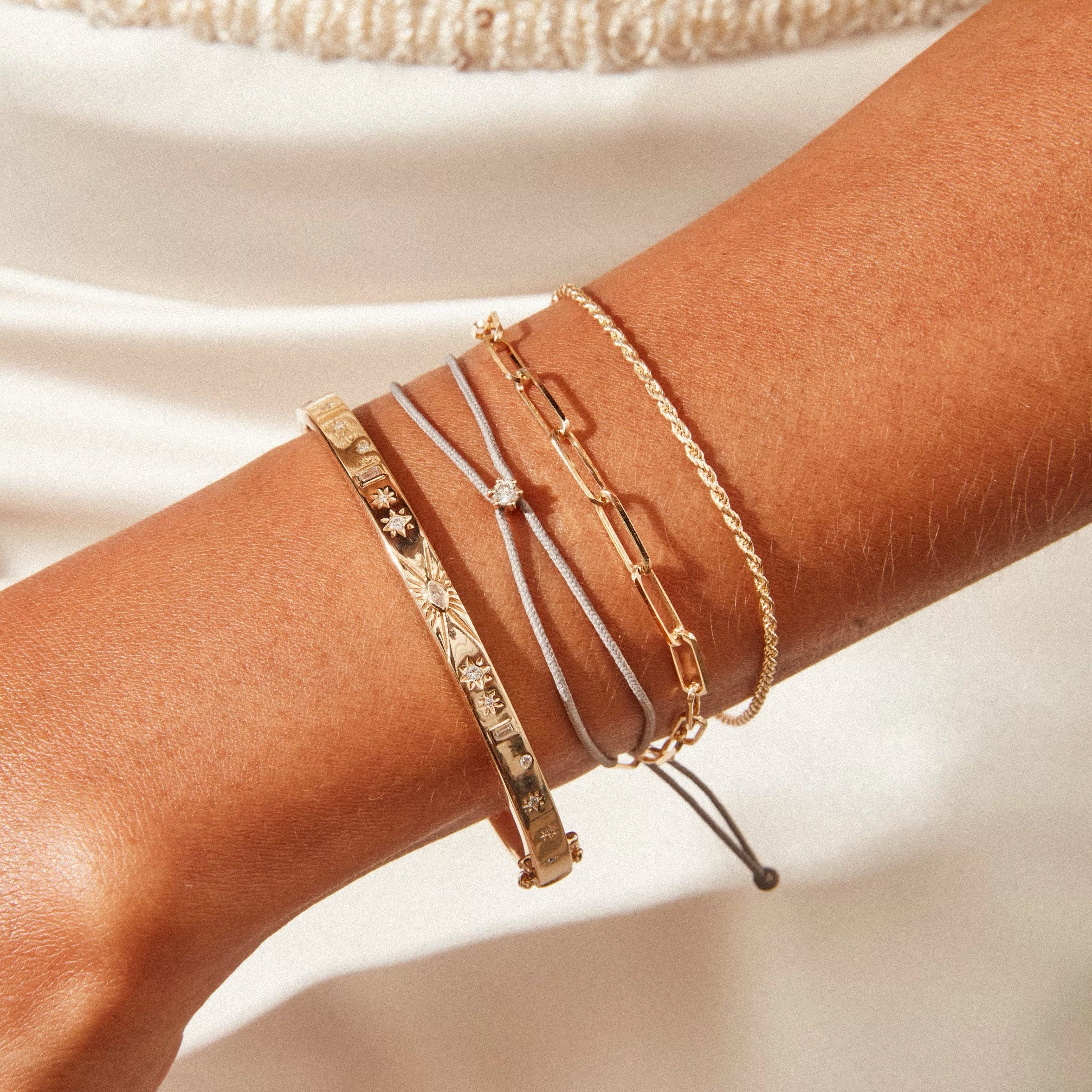 10K Yellow Gold Diamond Grey Nylon Cord Bracelet - Elegant & Durable Jewelry for Women, Perfect for Casual Wear, Parties & Gifts